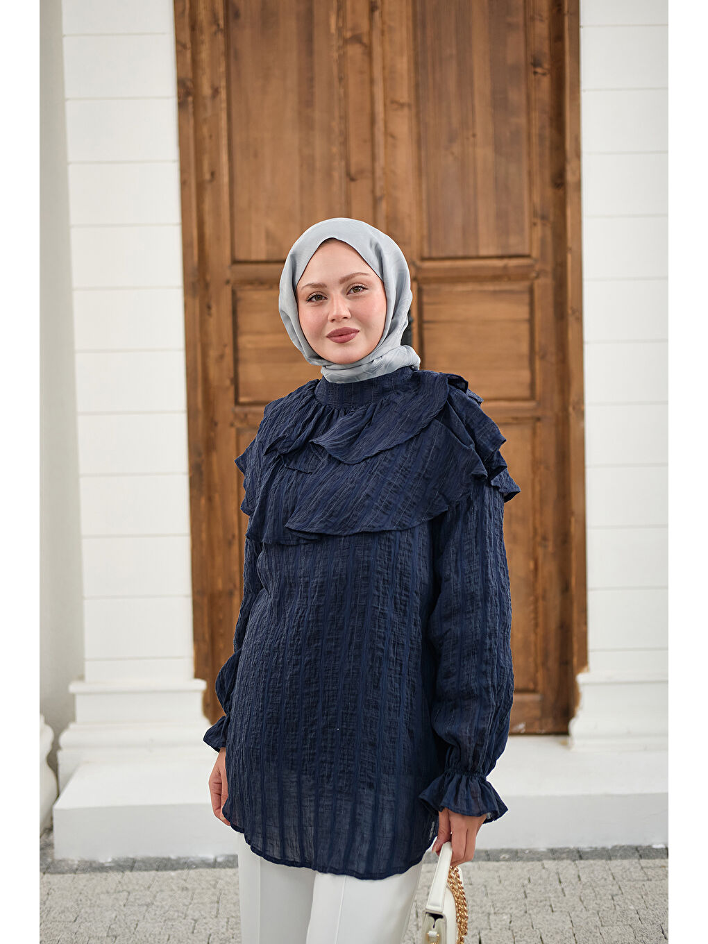 Kadın Kendinden Çizgi Desenli Yaka Büzgülü Tunik Lacivert-4