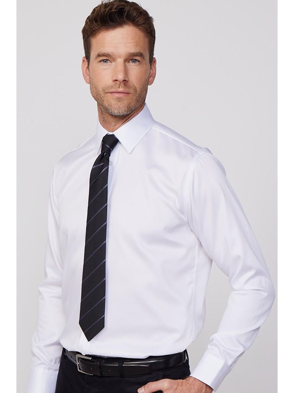 Regular Fit Beyaz Non-Iron Pamuklu Doğa Dostu Ekoteks Belgeli Ütü Gerektirmez Gömlek