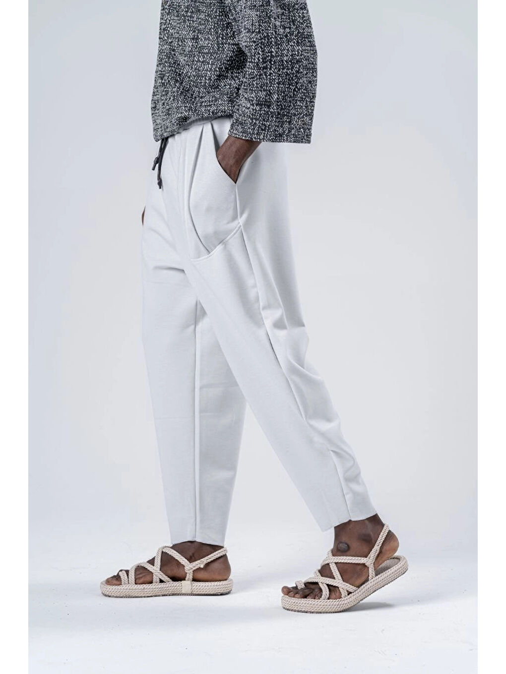 Erkek Beyaz Beli İp Bağlamalı Bol Kesim Cepli Pantolon %100 Pamuk Eşofman Altı HZL24S-MXC9019-10-2