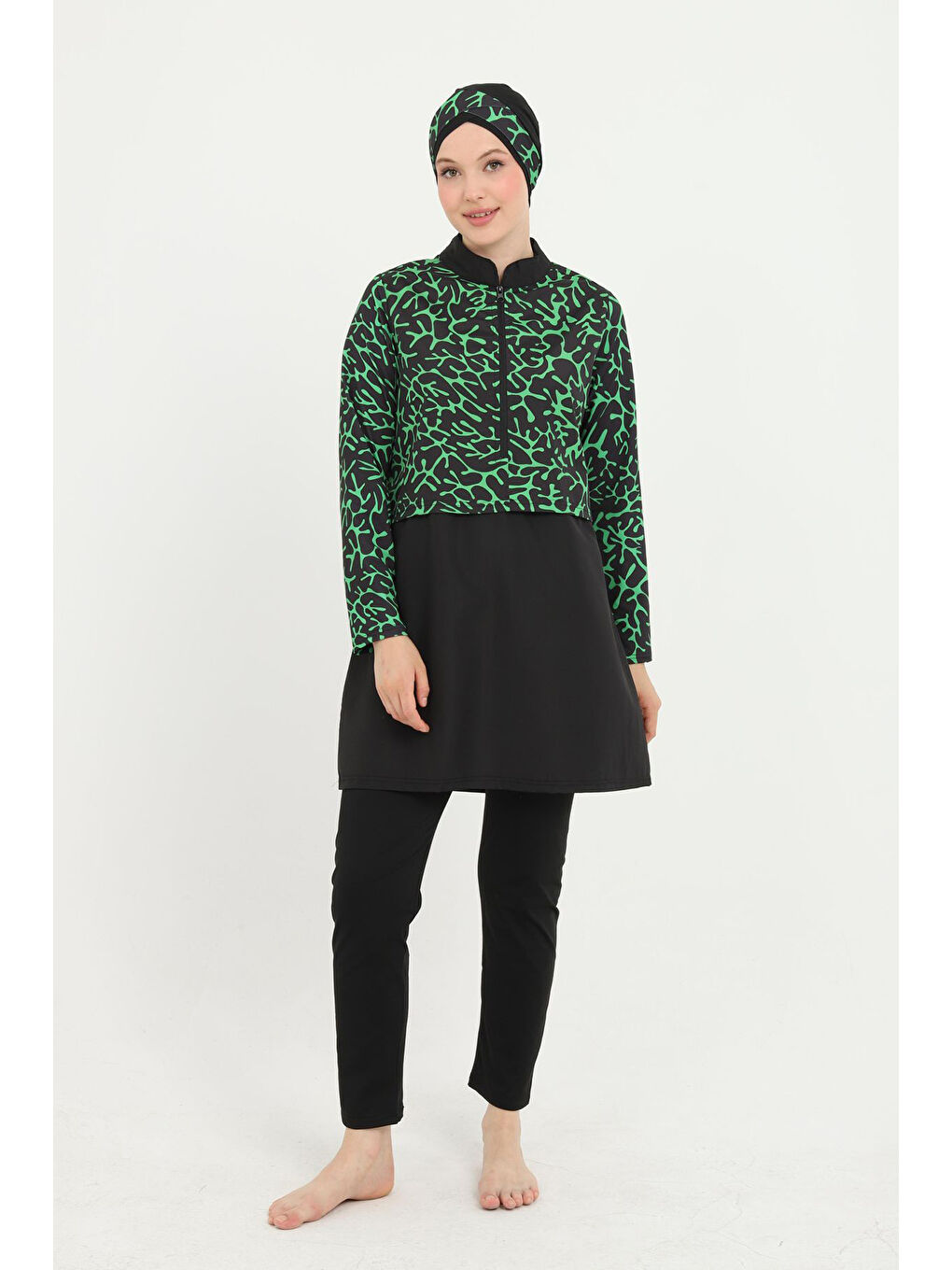 Yeşil Büyük Beden Desenli Tam Kapalı Tesettür Mayo 17 Siyah02-1