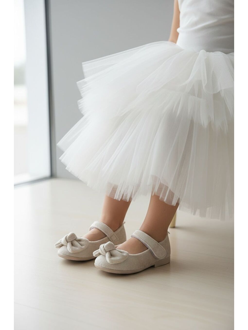 Ekru KIZ ÇOCUK FİYONKLU BABET