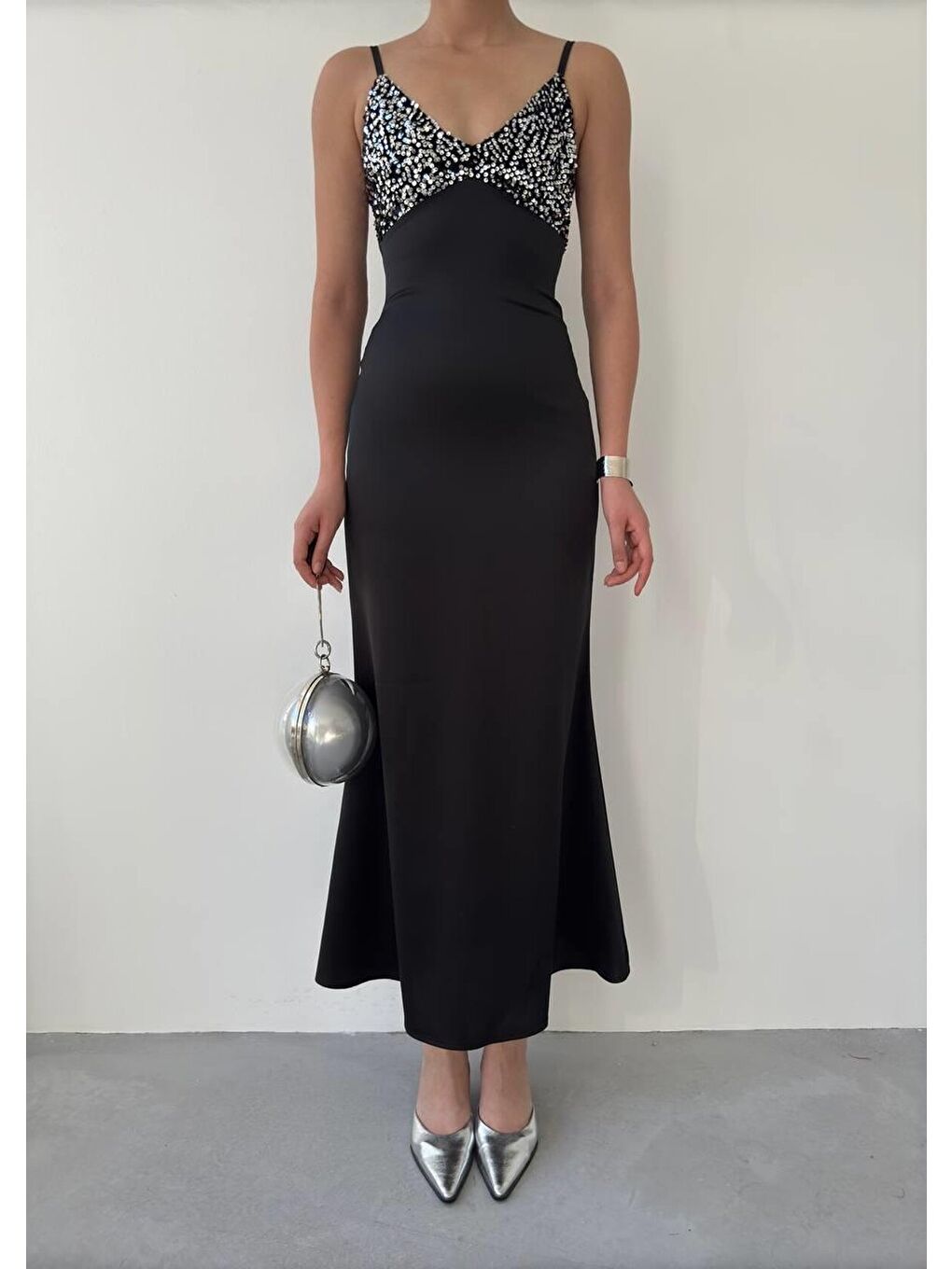 Siyah Shany İp Askılı Elbise-1