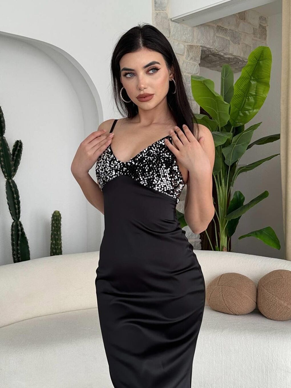 Siyah Shany İp Askılı Elbise-3