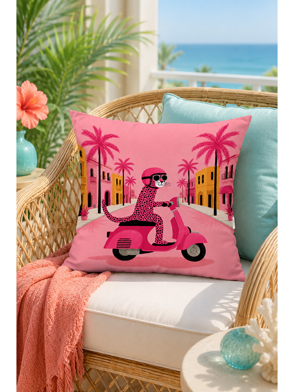 Pembe Scooter Leopar Desenli Dekoratif Kırlent Kılıfı Pop Art Yazlık Dekor 43x43 Cm-3