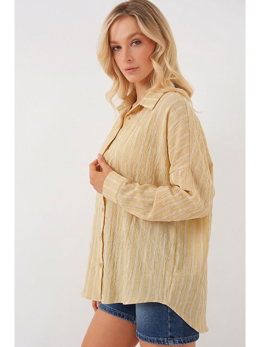 Bej Kadın Çizgili Oversize Gömlek 20293 - Vizon-1