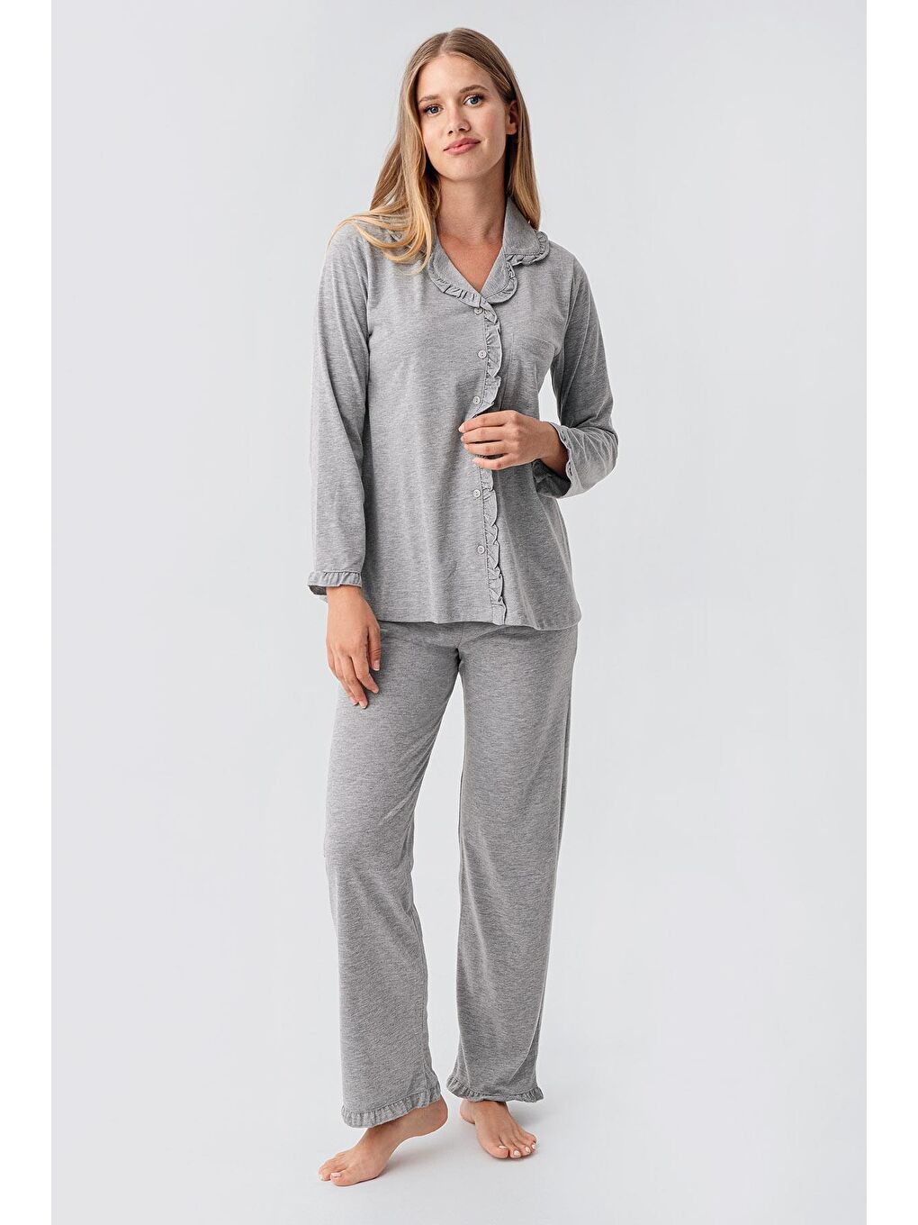 Gri Kadın Uzun Kollu Düğmeli Esnek Pamuklu Sabahlık Pijama Takımı 23112-1