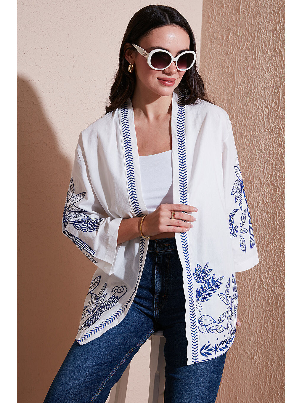 Lela Ekru Nakış İşlemeli Pamuklu Oversize Fit Truvakar Kol Kimono 676302