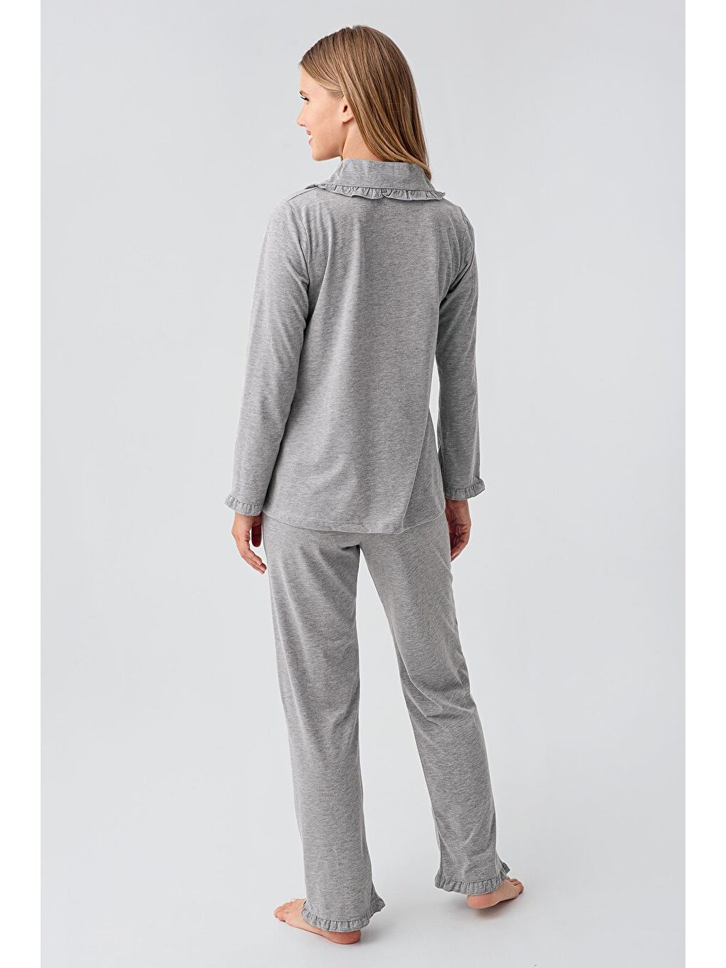 Gri Kadın Uzun Kollu Düğmeli Esnek Pamuklu Sabahlık Pijama Takımı 23112-5
