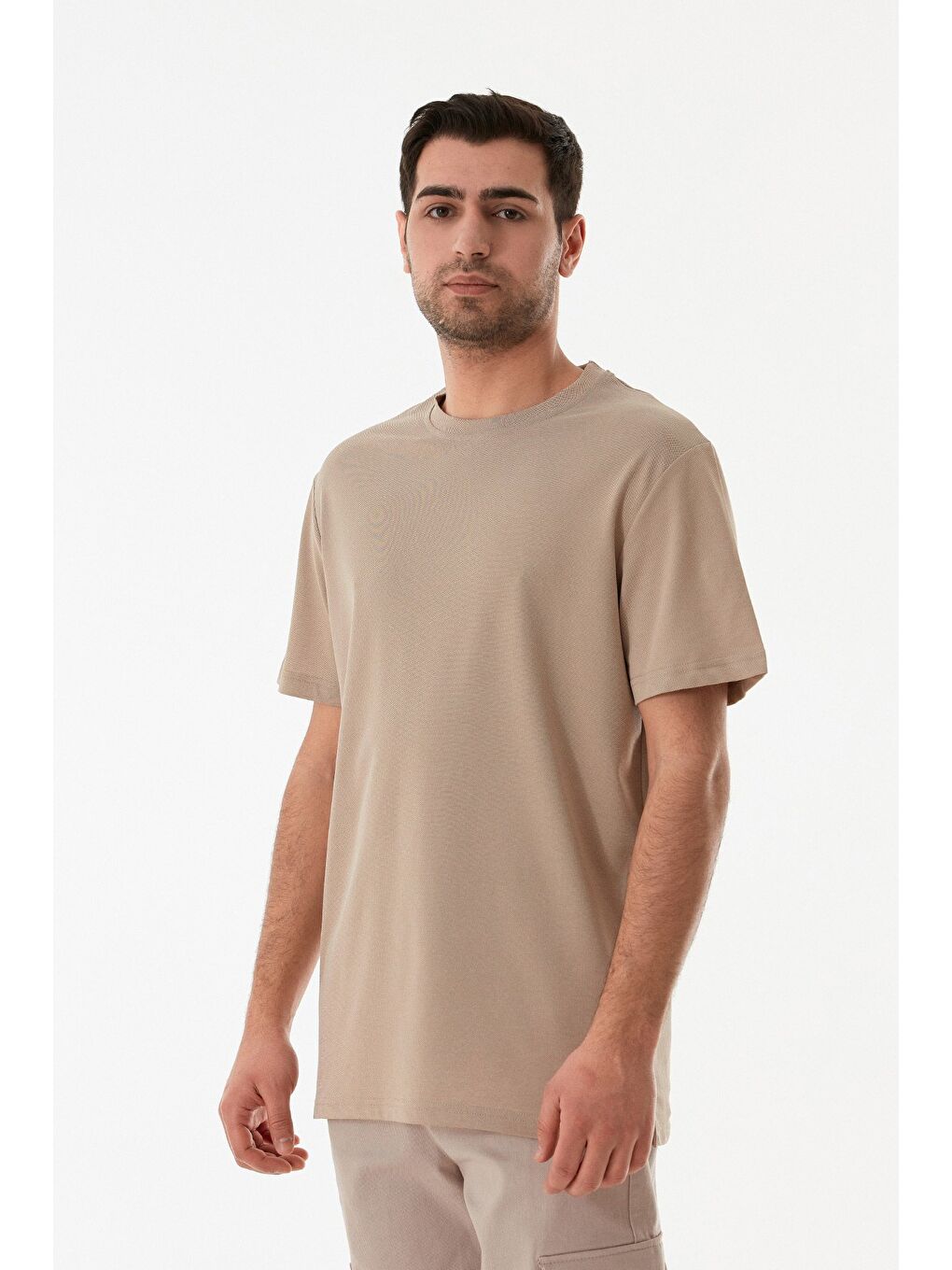 Bej Basic Süprem Kumaş Bisiklet Yaka Tişört