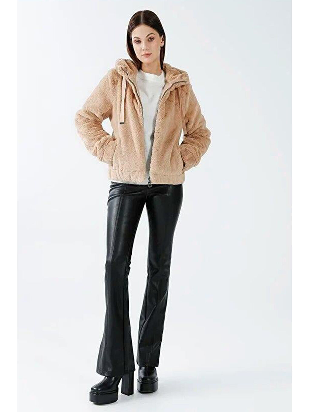 Bej Onlvida Regular Fit Yumuşak Dokulu Kapüşonlu Kısa Kadın Mont 15260047-1