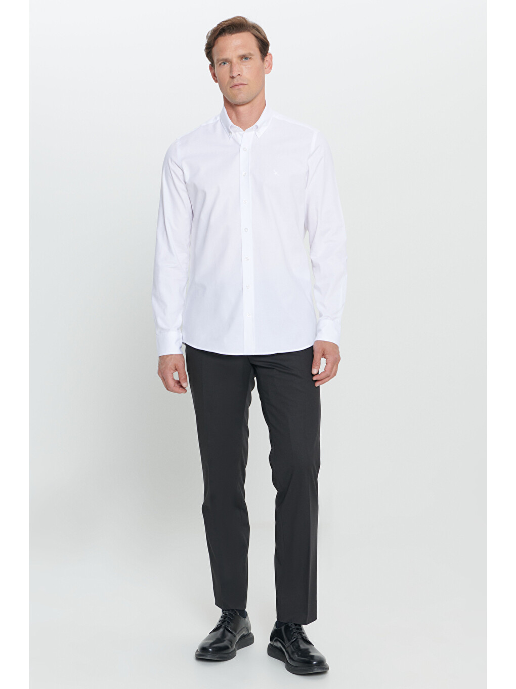 Erkek Beyaz Slim Fit Dar Kesim %100 Pamuk Düğmeli Yaka Oxford Gömlek-1