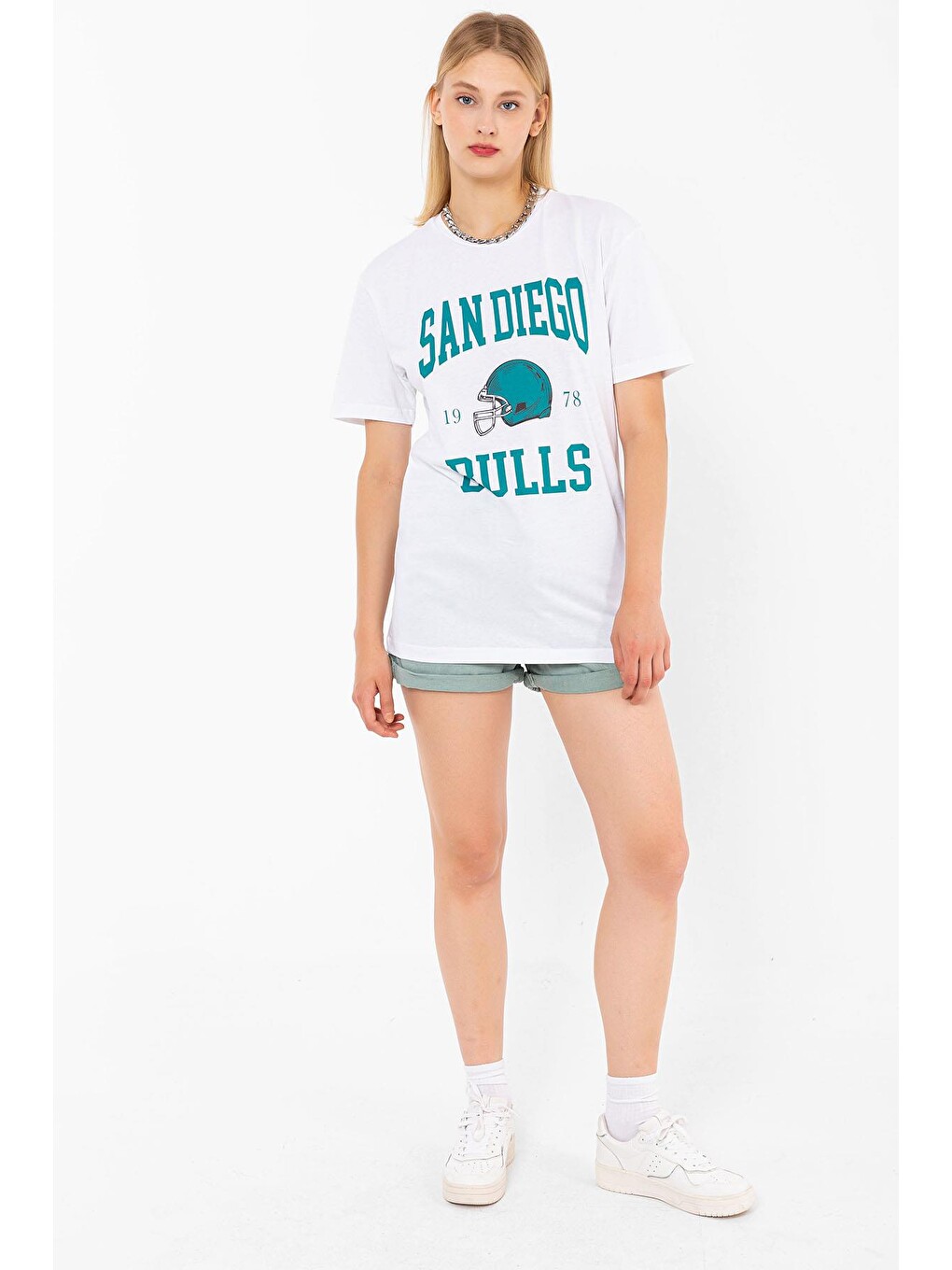 Bisiklet Yaka San Dİego Baskılı Beyaz Oversize Kadın Unisex Tişört-3