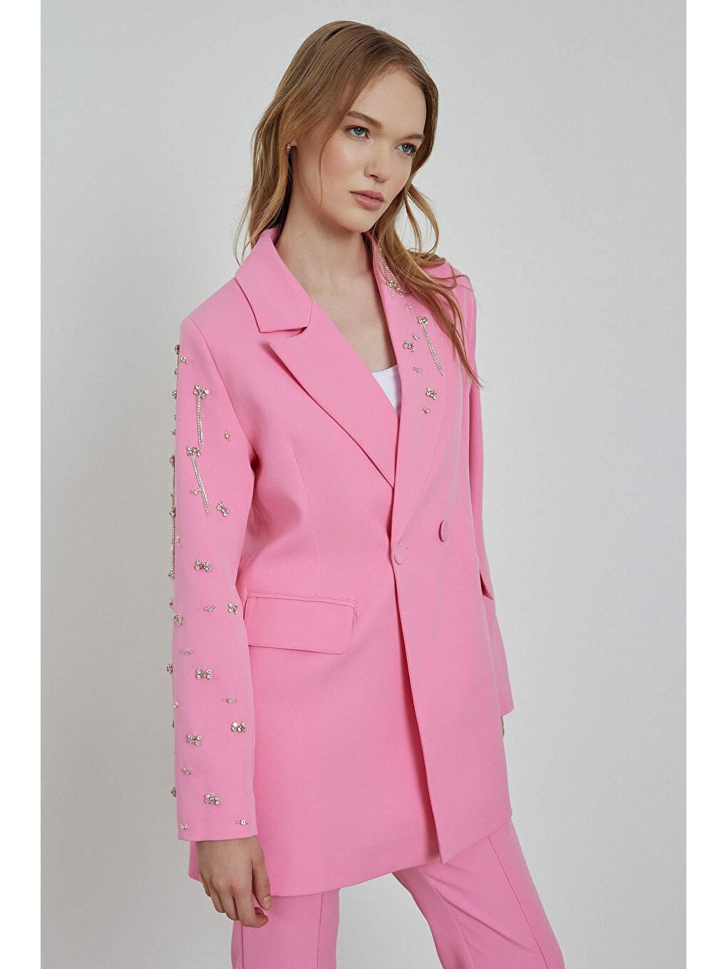 HOOOPSTORE Pembe Yaka Ve Kolları Taş İşlemeli Pembe Blazer Ceket - 1