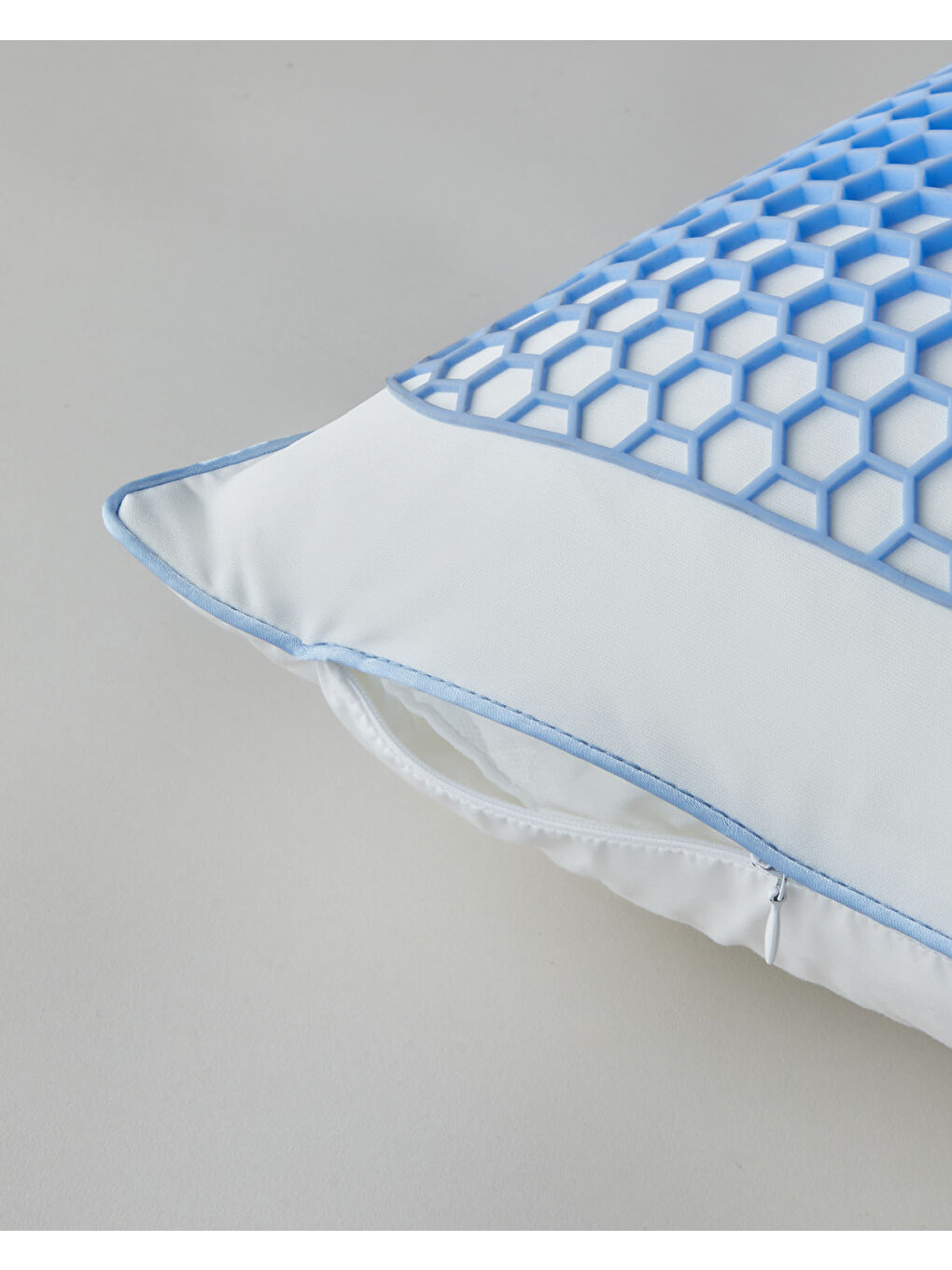 Airy Serin Tutan Yastık 50x70 cm Mavi-3