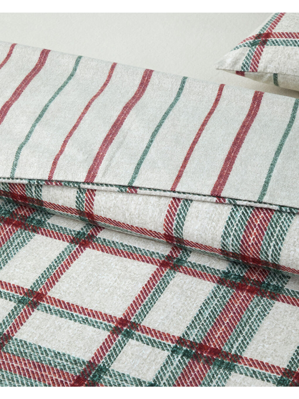 Winter Check Flanel Çift Kişilik Nevresim Takımı 200x220 cm Yeşil – Kırmızı-2