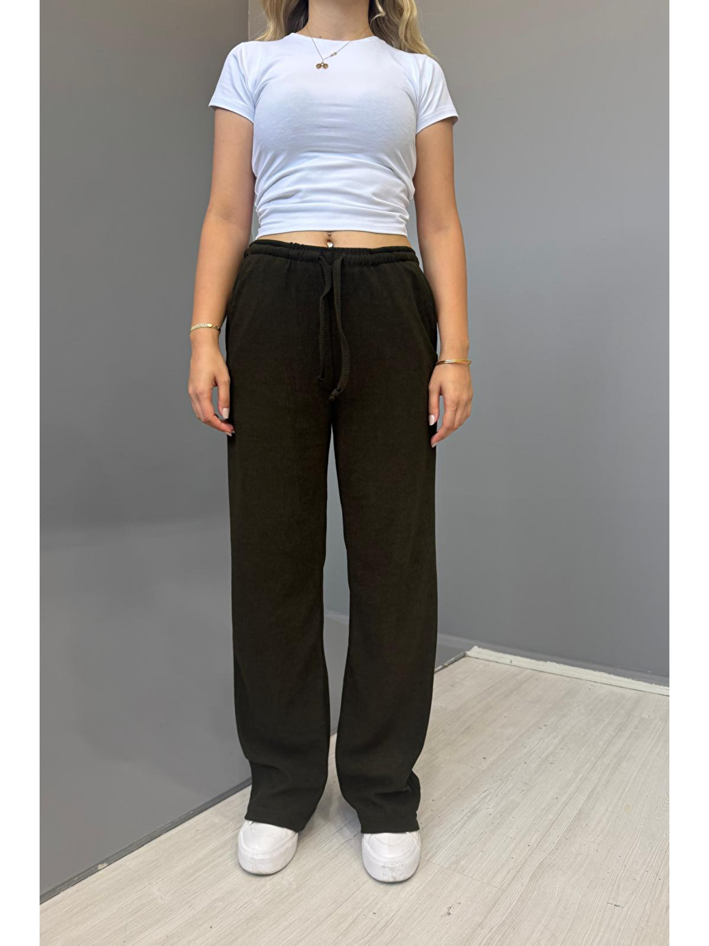 Siyah Kadın Jakarlı Salaş Bağcıklı Pantolon - SİYAH