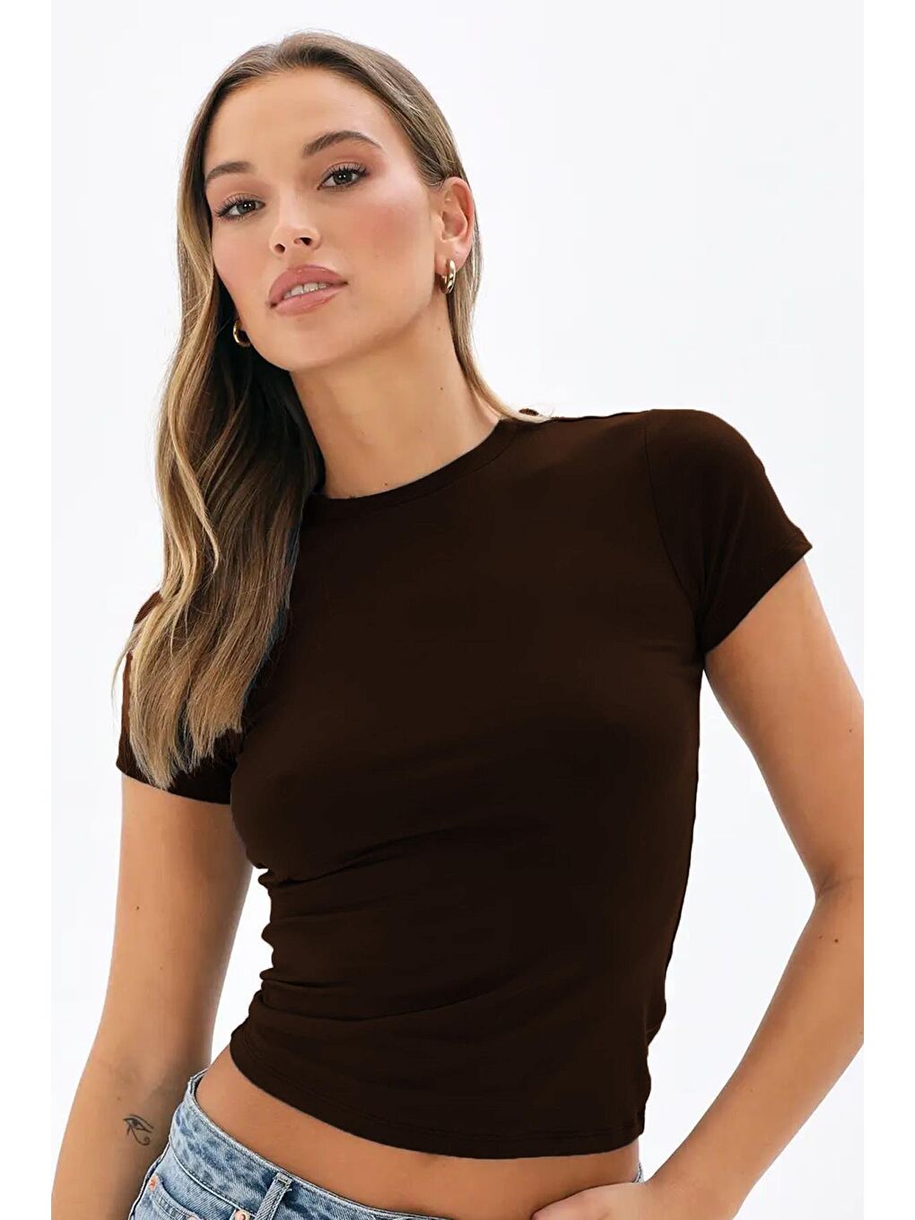 Kahverengi Acı Kahve Bisiklet Yaka Basic Kadın Tişört Mg1725-1