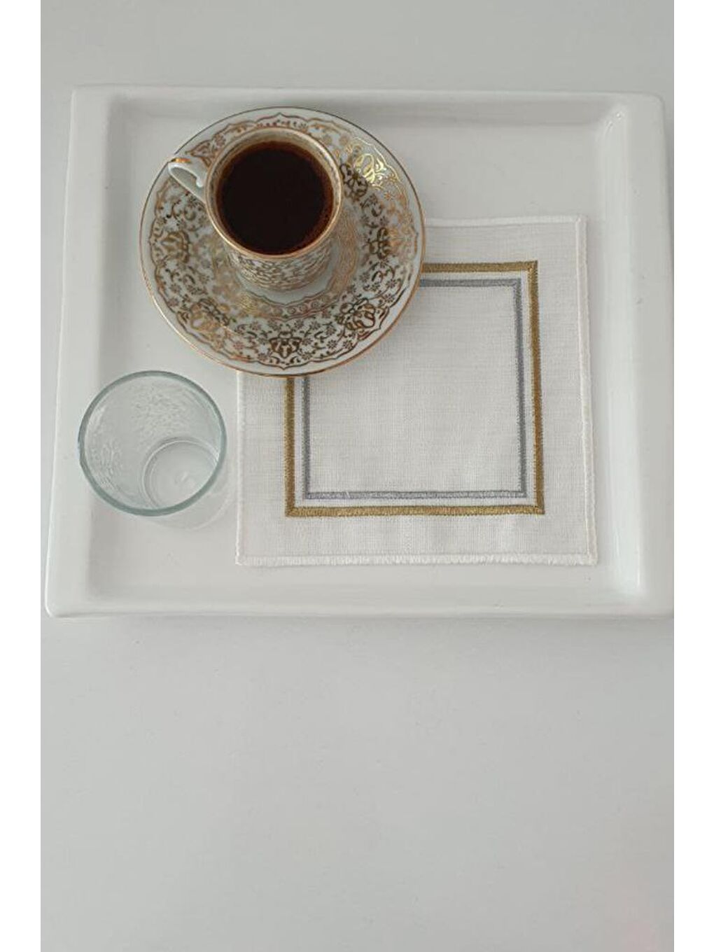 Karışık Çerçeve Nakışlı Keten Kare Bardak Altlığı Seti 6 Lı-1