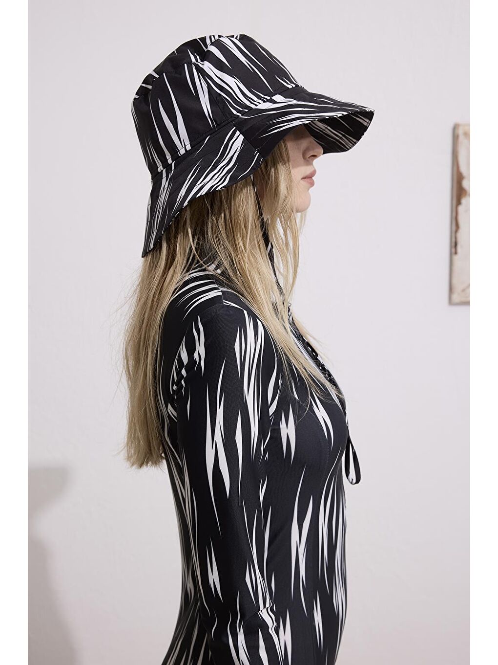 Siyah Bağlanabilir Bucket Şapka Pia-1