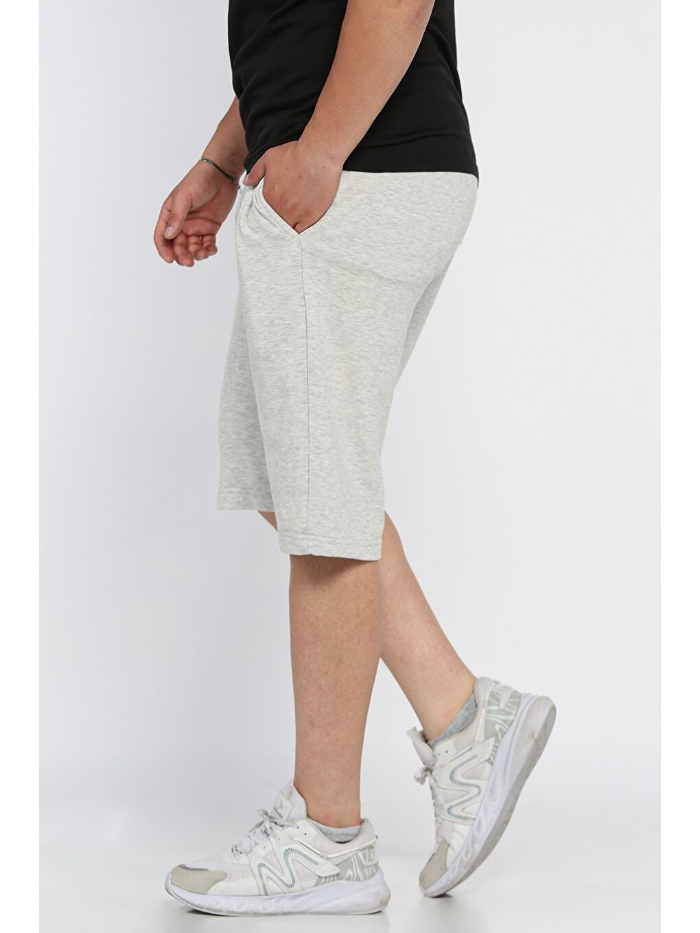 Gri Erkek Bel Bağcıklı Şort-1