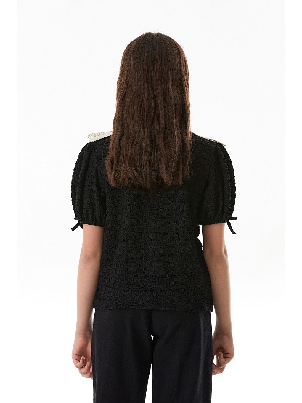 Siyah Fiyonk Ve Dantel Detaylı Kız Çocuk Bluz-4