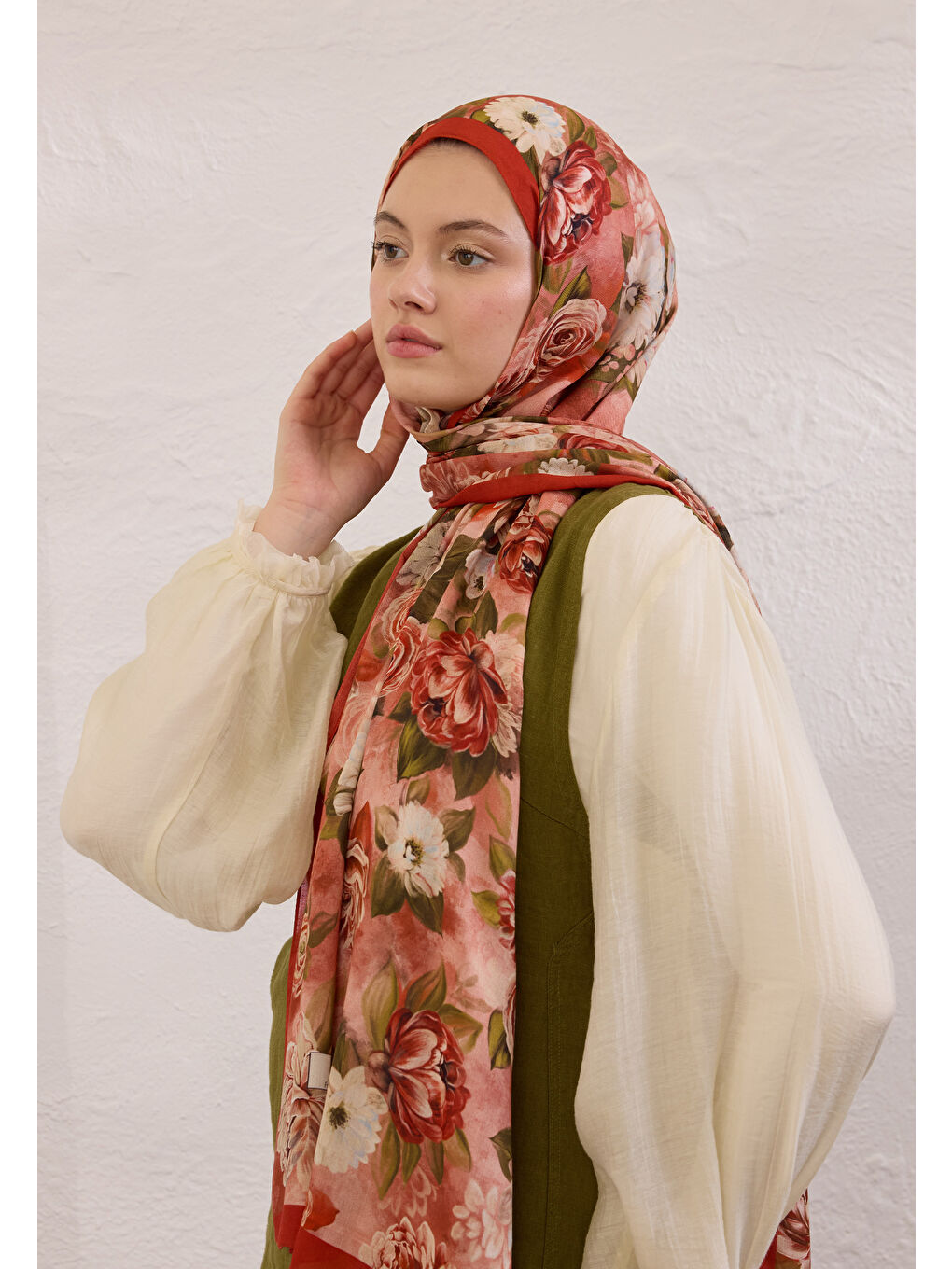 Magnolıa Desen Rami Şal Kırmızı-1