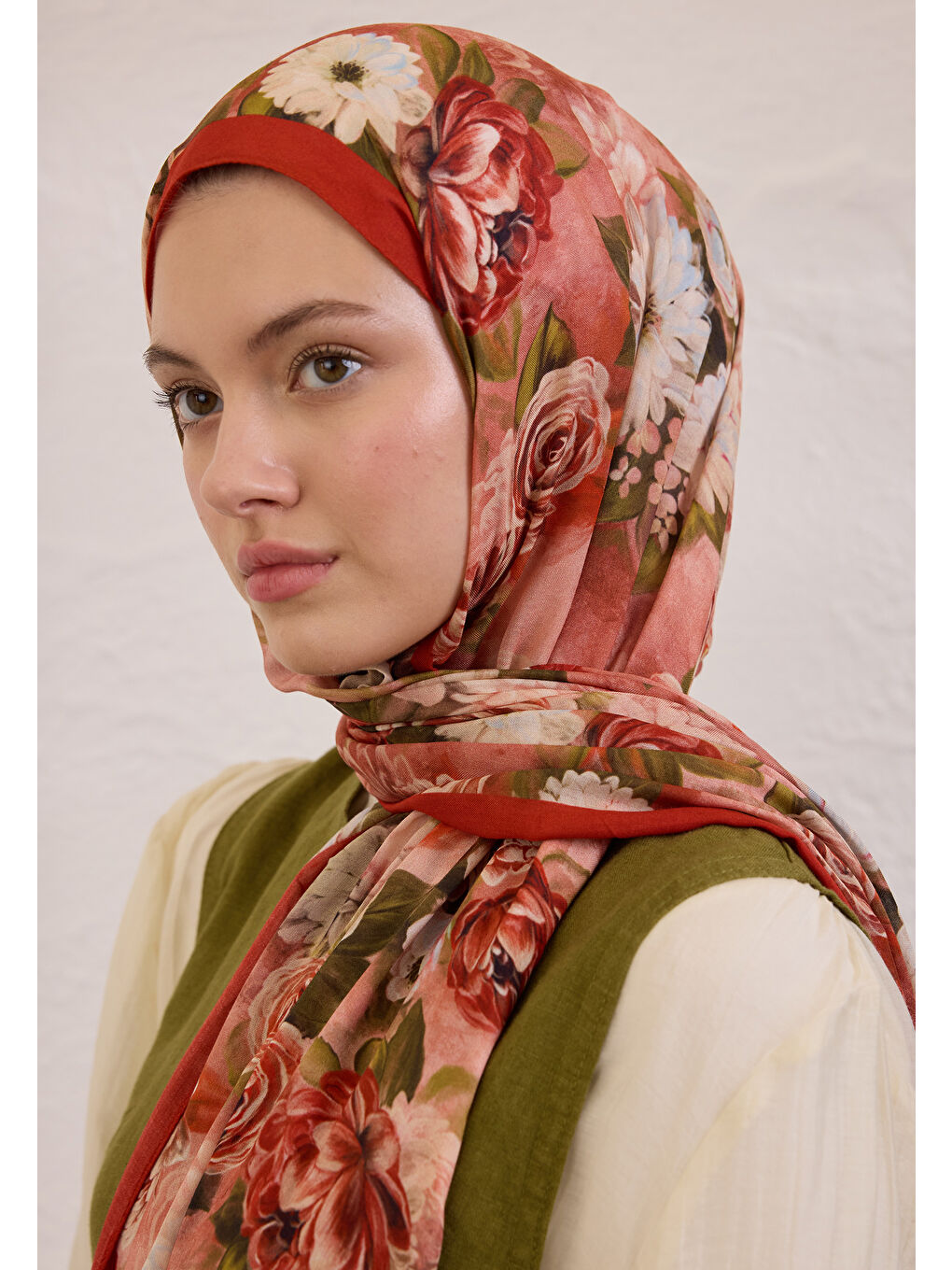 Magnolıa Desen Rami Şal Kırmızı-3
