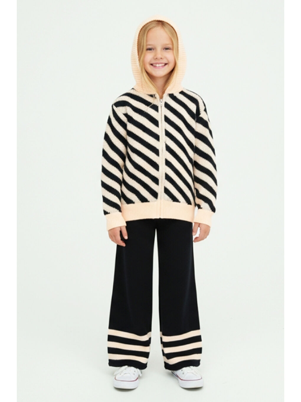 Pembe Kız Çocuk Triko 2'li Alt-Üst Takım (Hırka ve Alt) 10-15 Yaş 12431