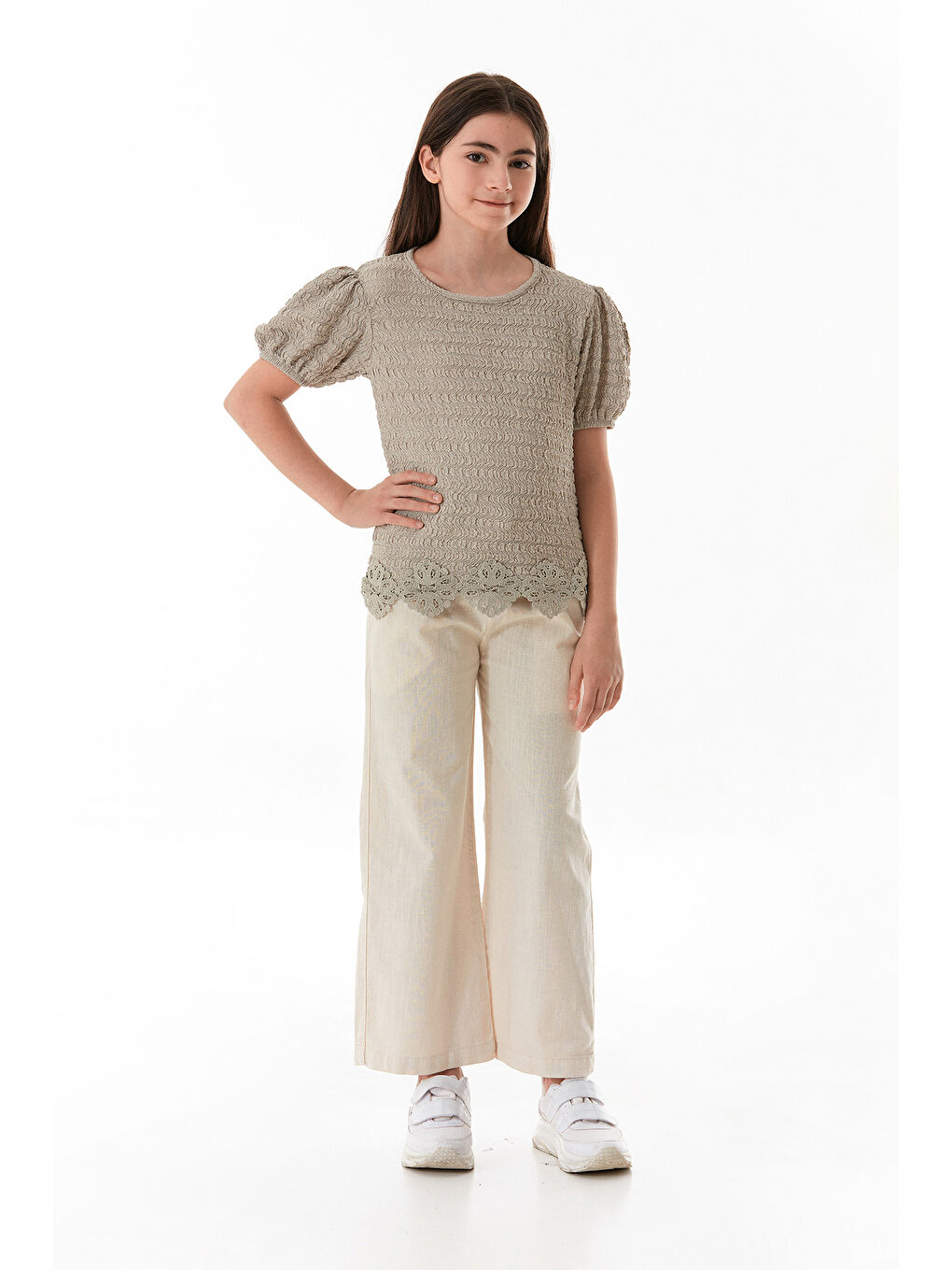 Bej Beli Güpürlü Balon Kol Kız Çocuk Bluz-1