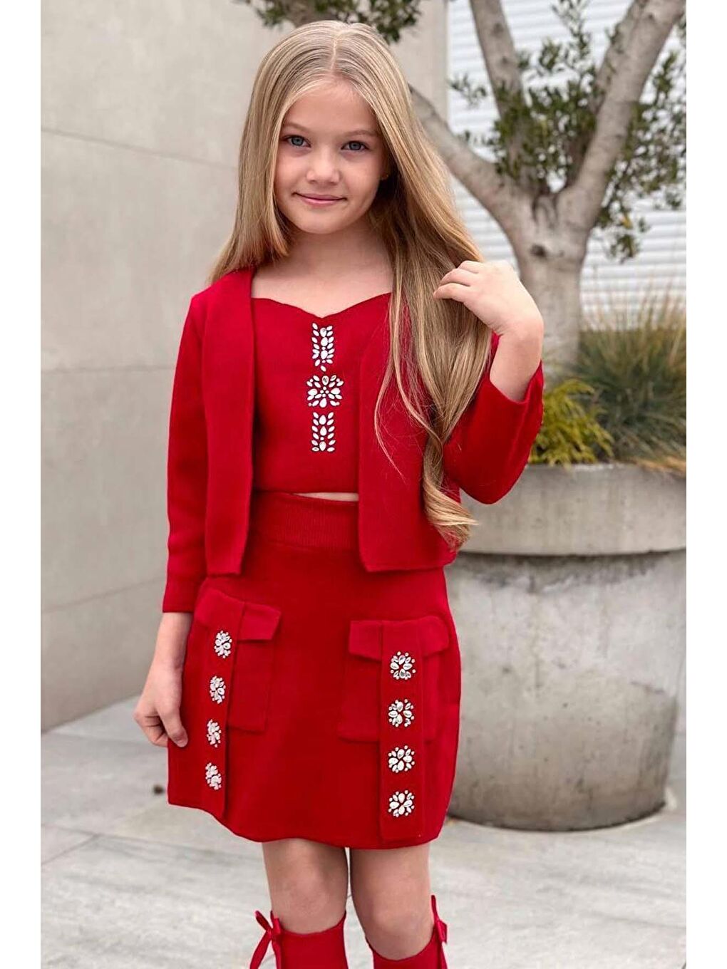 Kız Çocuk Askılı Bluz Hırka ve Elmas Taş İşlemeli Cepli Bordo Triko Etekli Takım-1