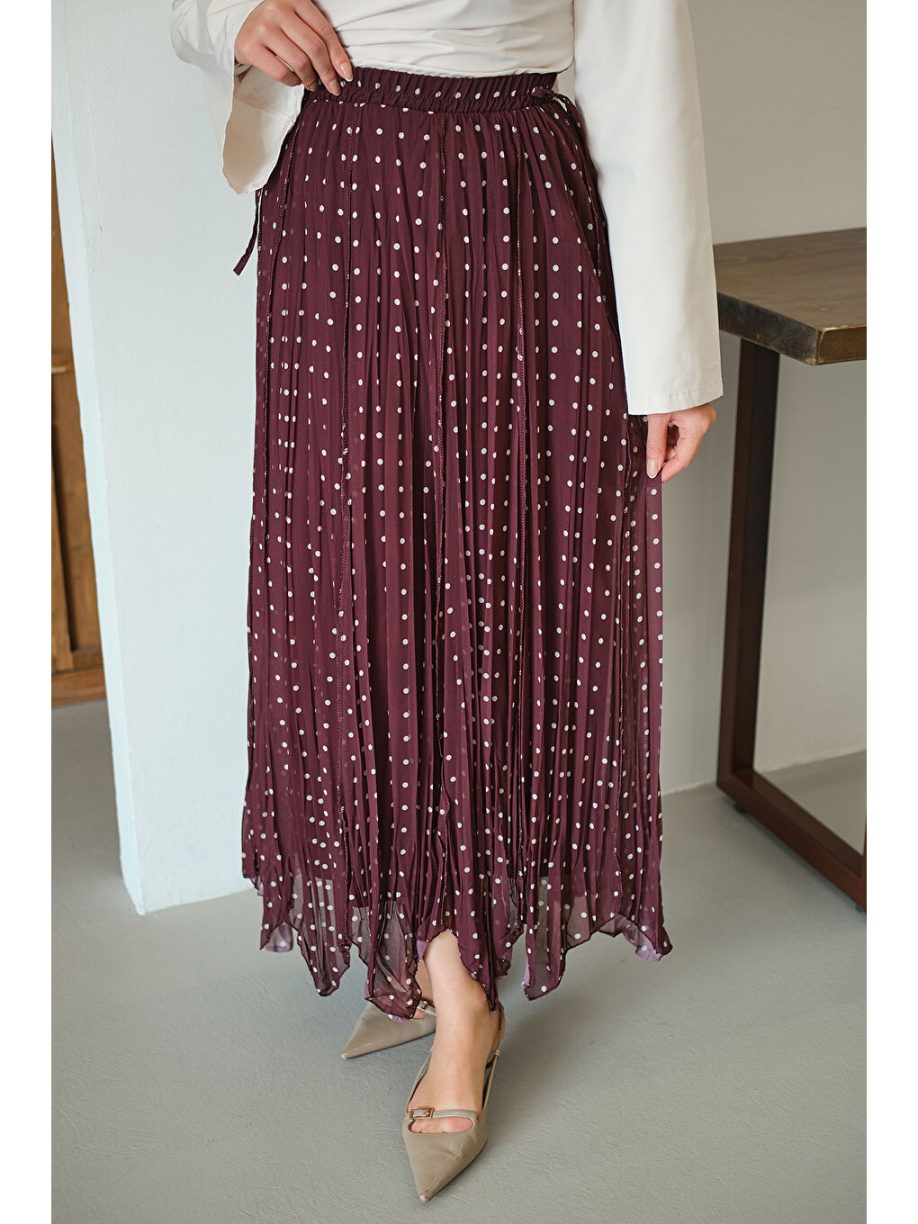 Kadın Puantiye Detay Yan Bağcık Şifon Etek Mürdüm-1