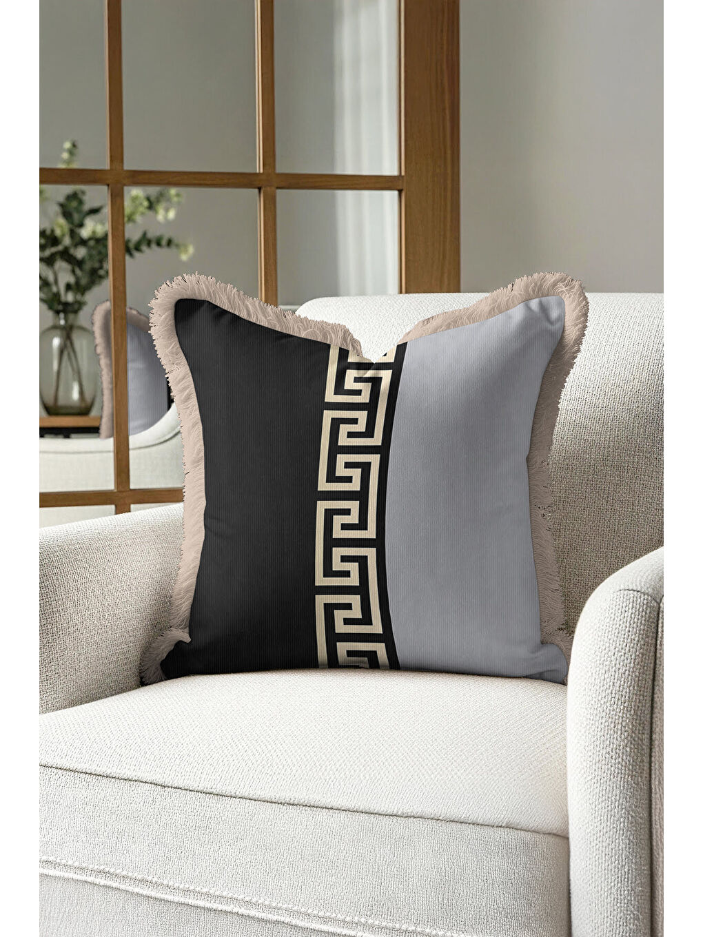 Karışık Yunan Geometrik Motifli Saçaklı Yastık Kılıfı - Lüks Modern Gri Siyah Gold Püsküllü Kırlent Kılıfı-4