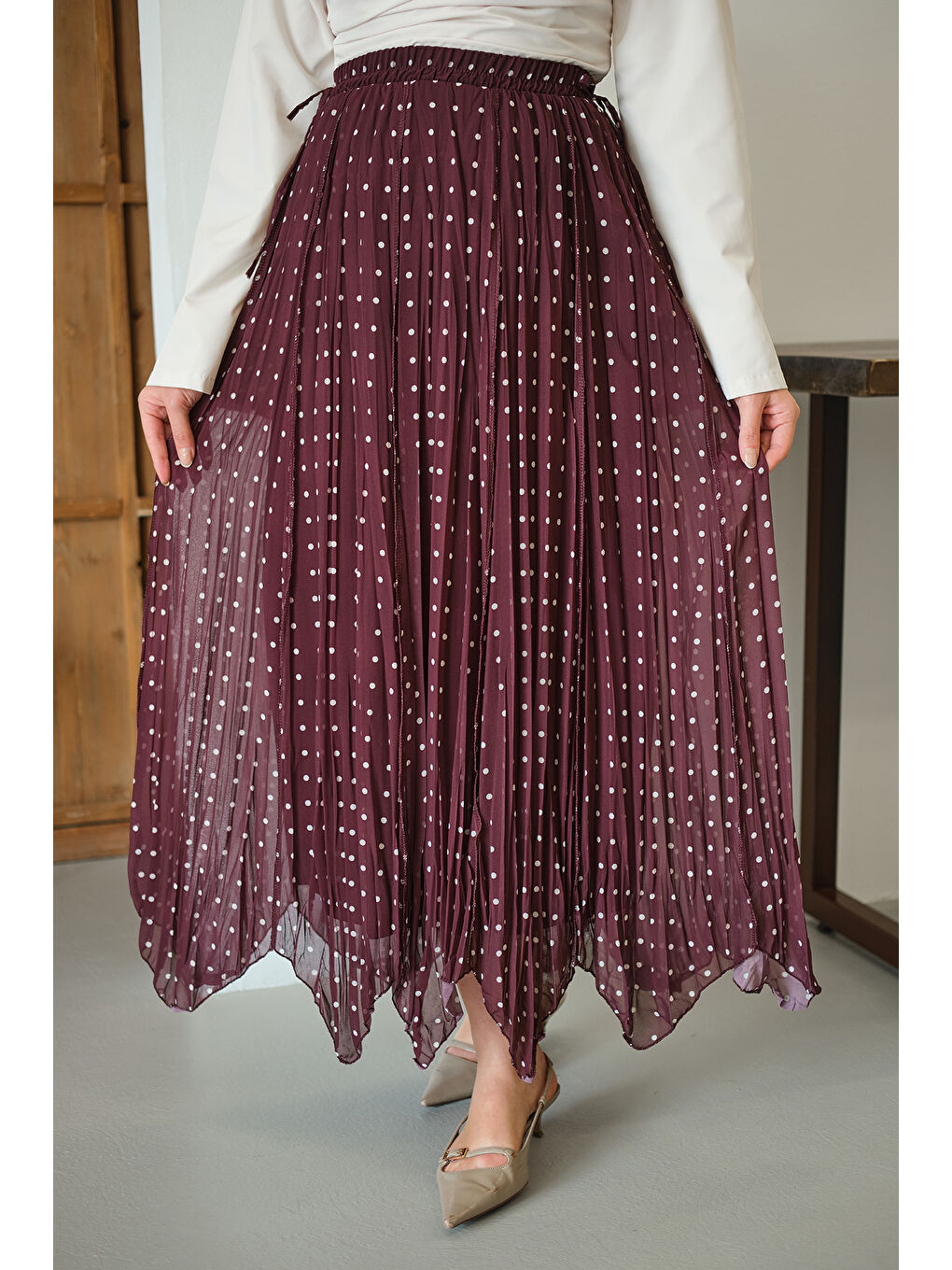 Kadın Puantiye Detay Yan Bağcık Şifon Etek Mürdüm-3