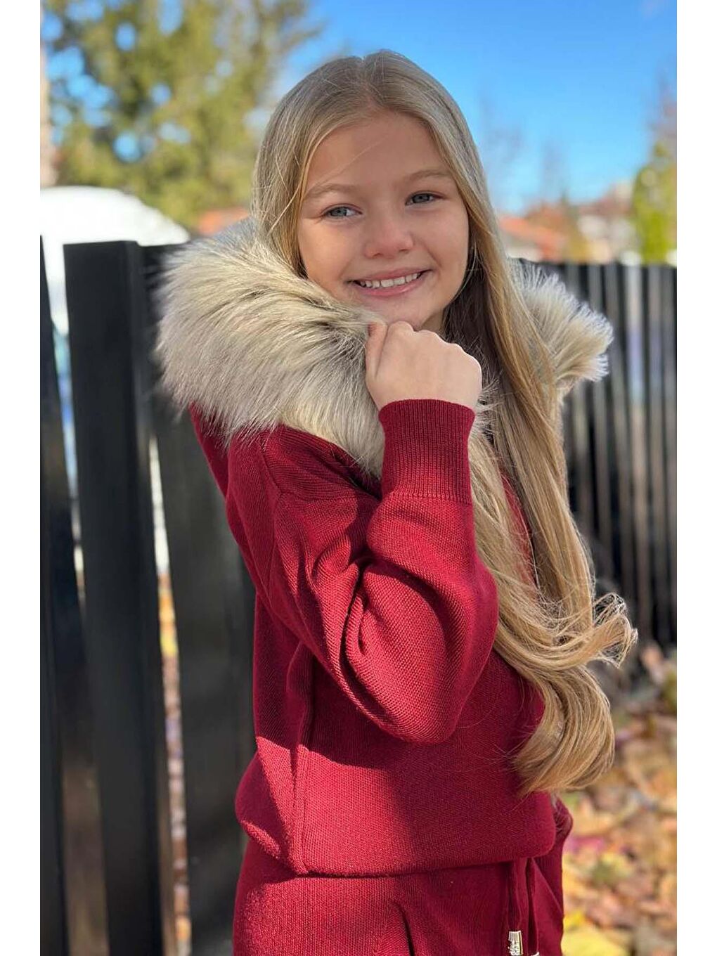 Kız Çocuk Yakası Çıkarılabilir Kürklü Kazak Çift Cepli Triko Bordo Alt Üst Takım-3