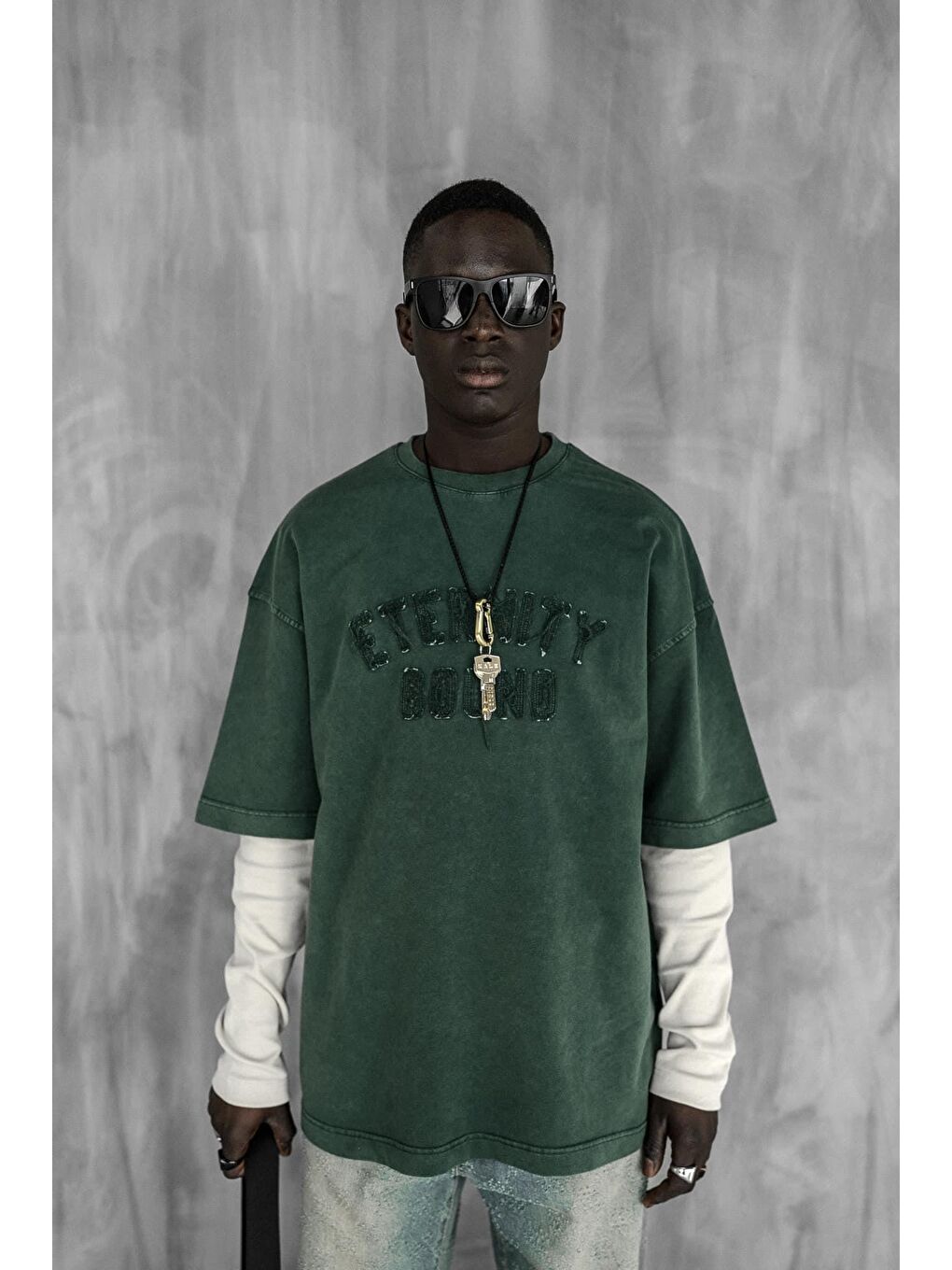 Erkek Önü Slogan İşlemeli Yıkamalı Oversize Tişört Yeşil