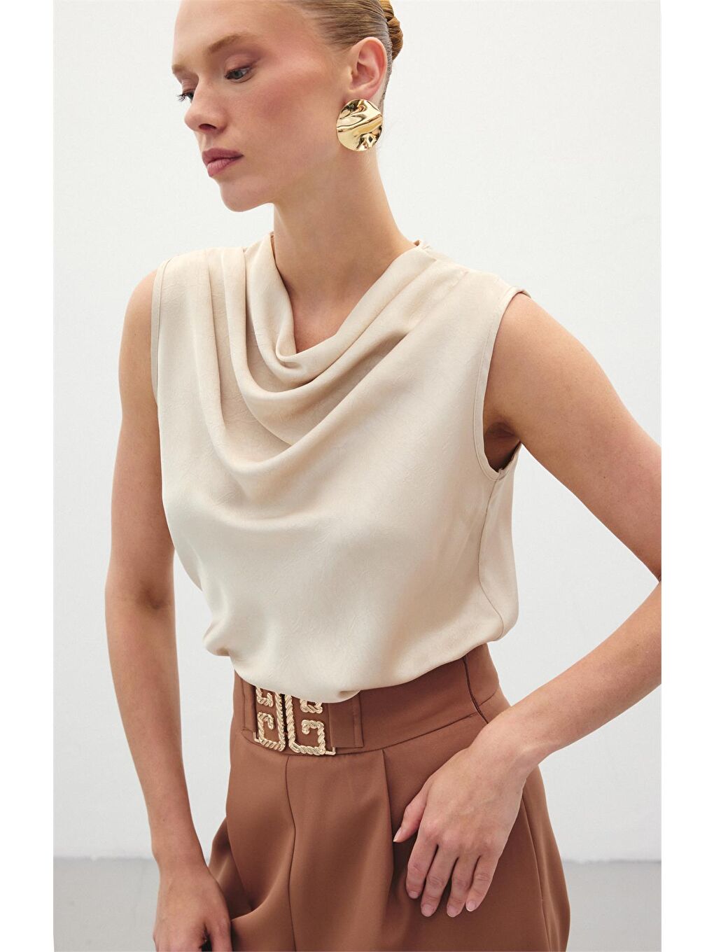 Degaje Yaka Saten Bluz - Bej-2