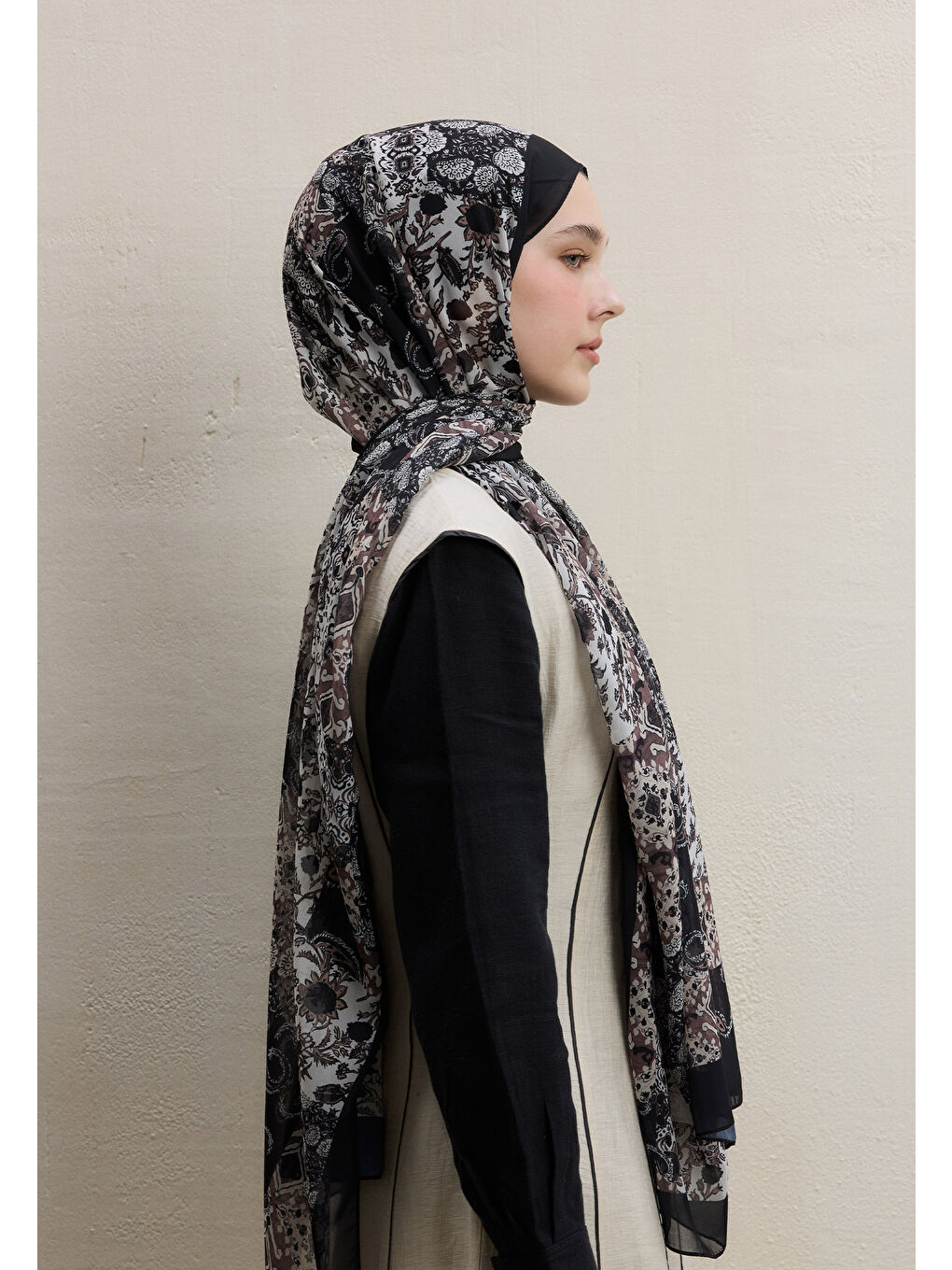 Ethnıc Fıgure Desen İpek Krep Şal Siyah-3