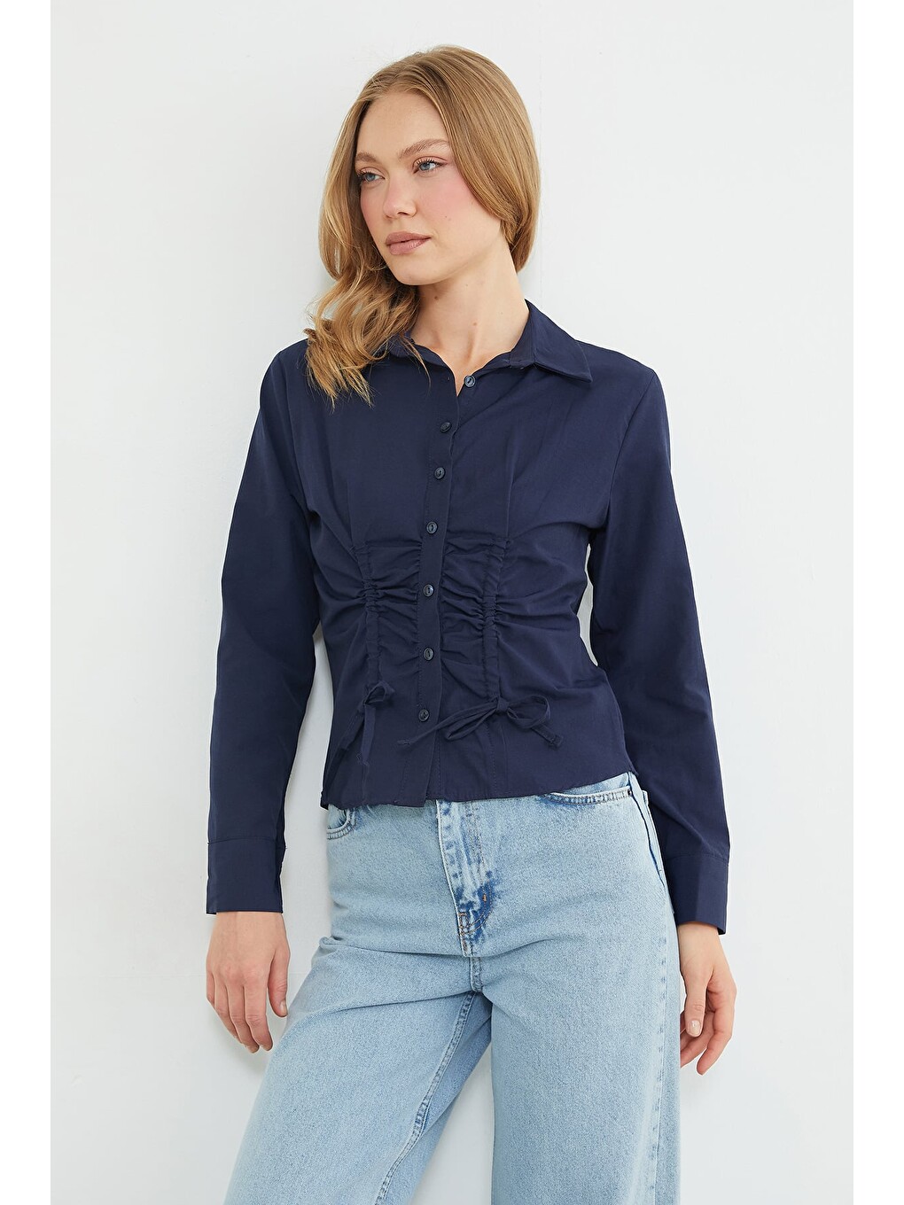 Lacivert Önü Büzgülü Slim Fit Gömlek-1