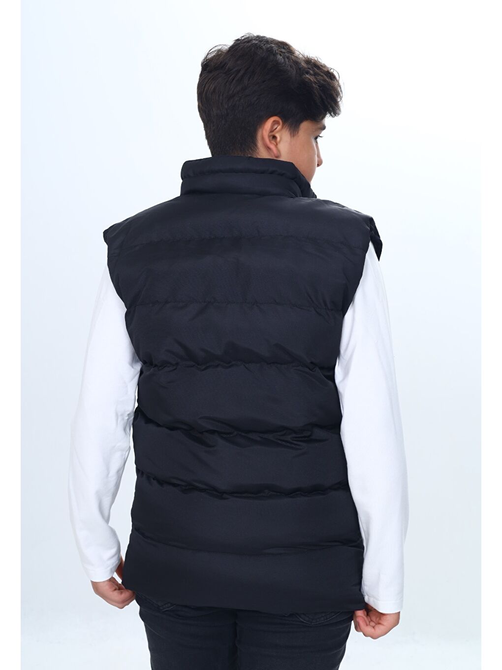 Siyah Erkek Çocuk Göğsü Armalı Şişme Yelek-5