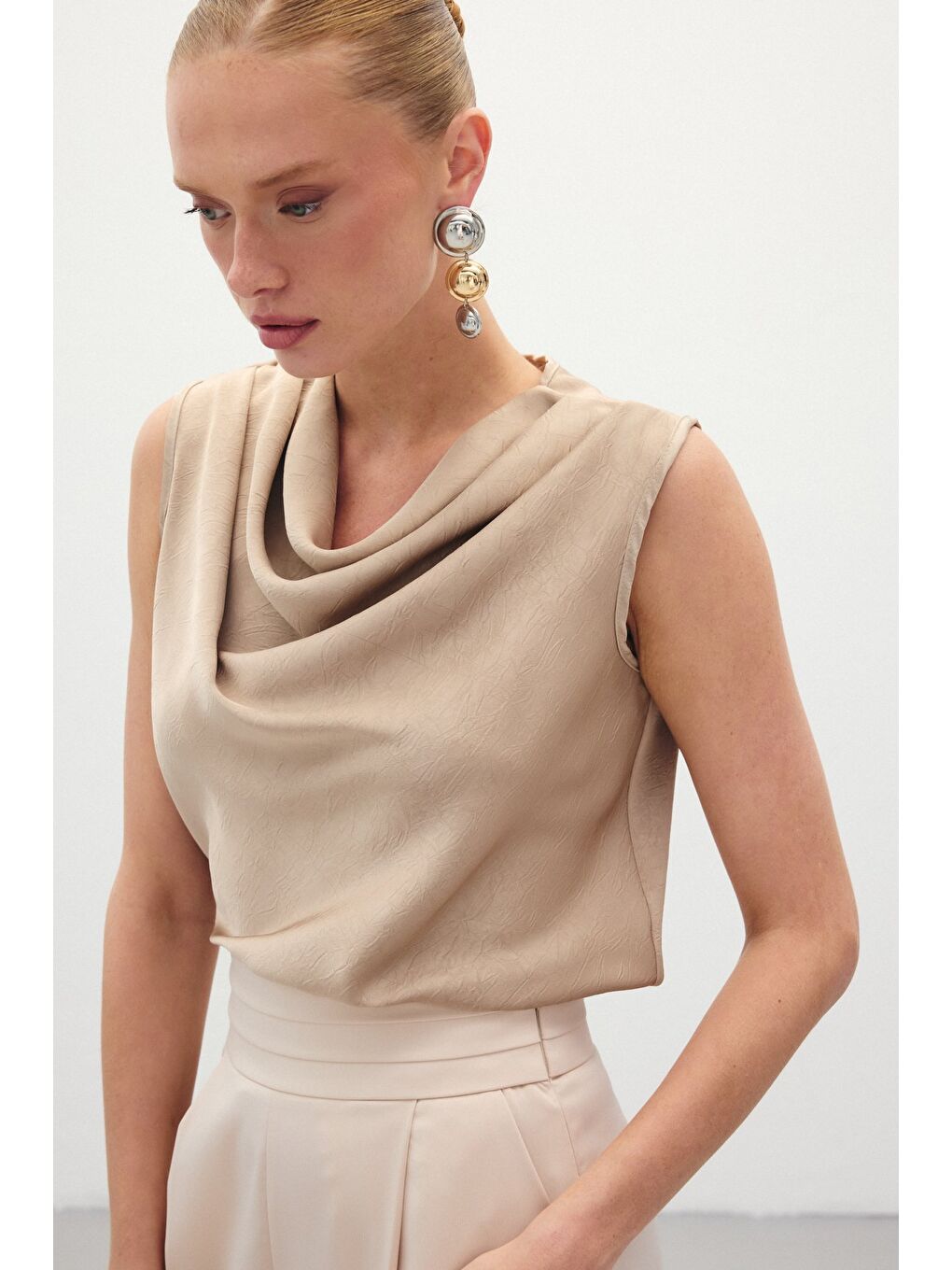 Bej Degaje Yaka Saten Bluz - Vizon-2