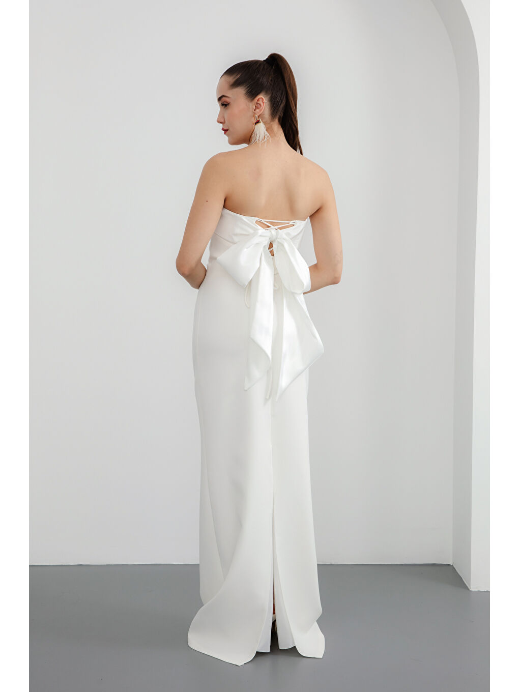 Kadın Beyaz Straplez Taşlı Söz Nişan Nikah Abiye Elbise-4