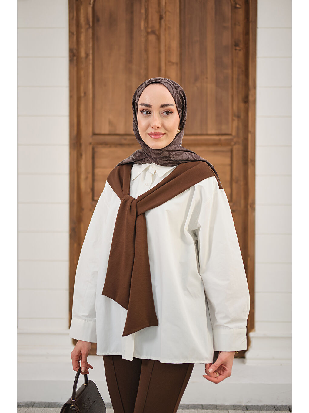 Kadın Yaka Bağlamalı Çift Renk Gömlek Kahverengi-4