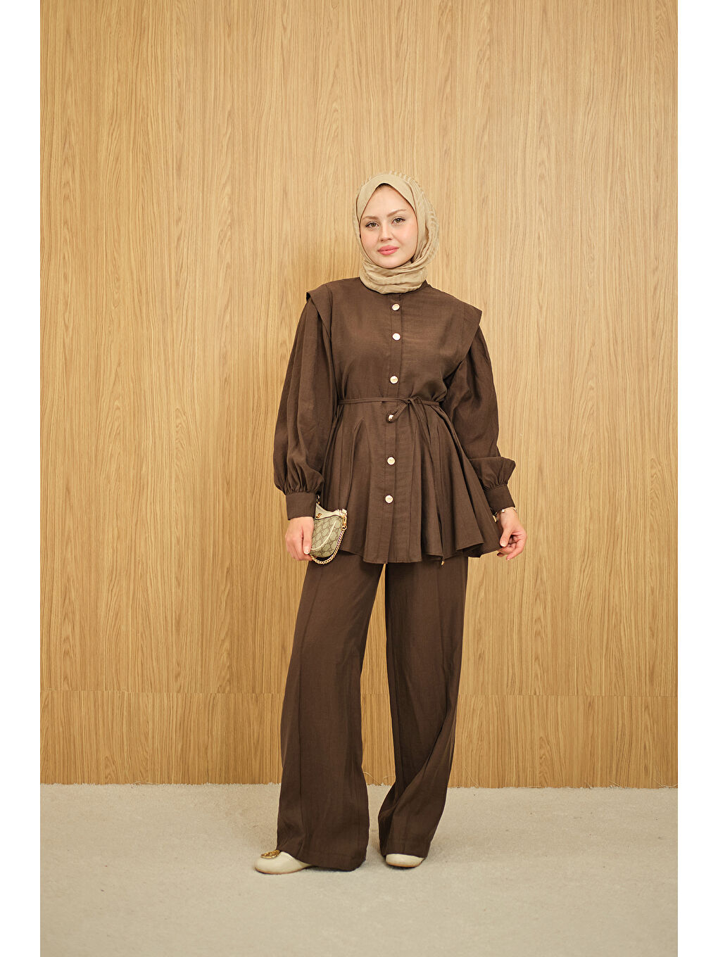 Kadın Bel Büzgülü Gold Düğme Detay Pantolonlu Takım Kahverengi