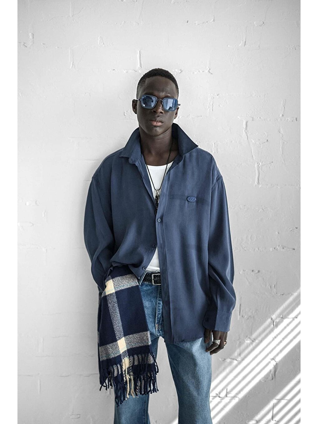 Erkek Uzun Kollu Rahat Kesim Oversize İnce Gömlek Lacivert-3