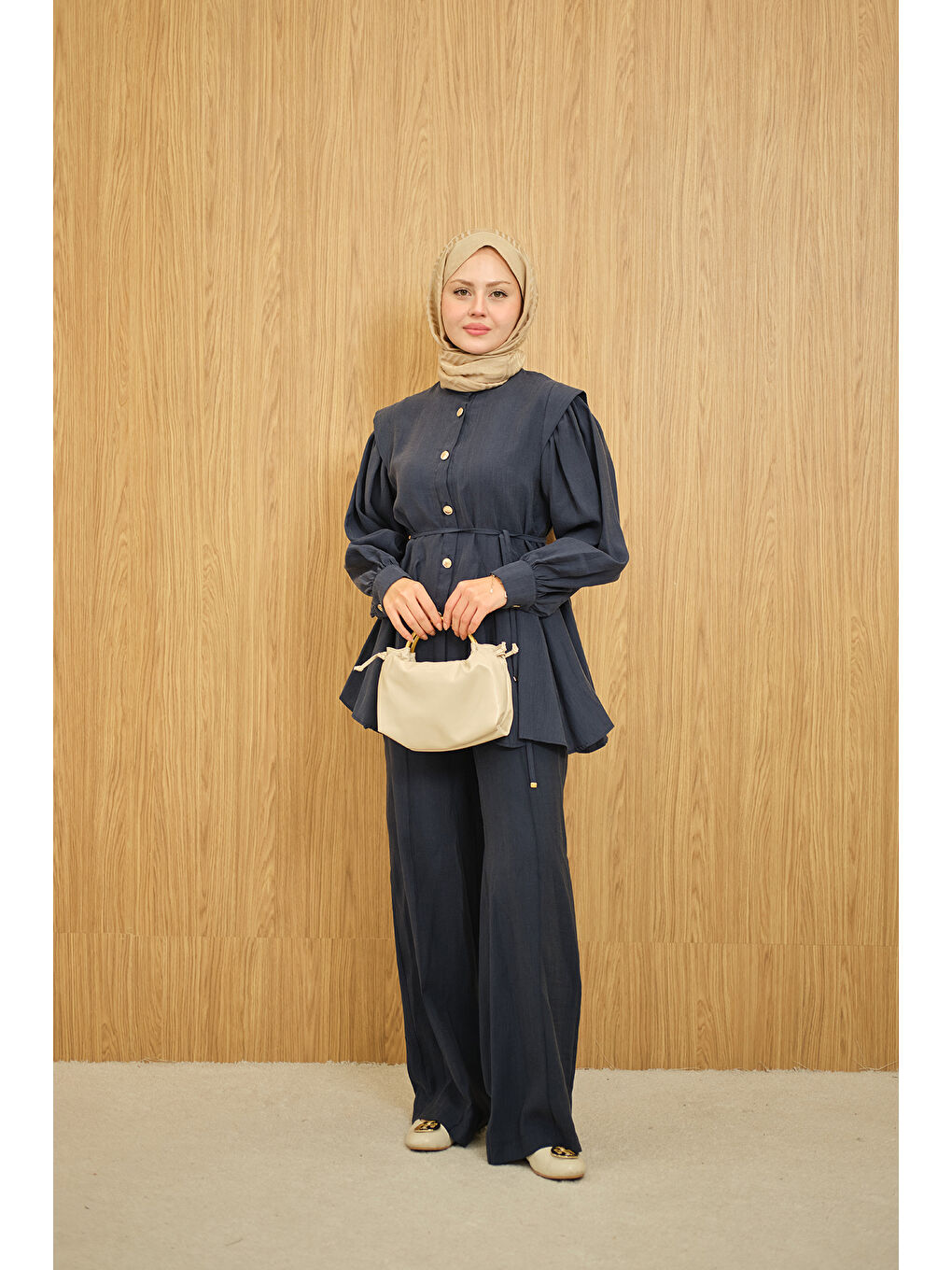 Kadın Bel Büzgülü Gold Düğme Detay Pantolonlu Takım Lacivert-3