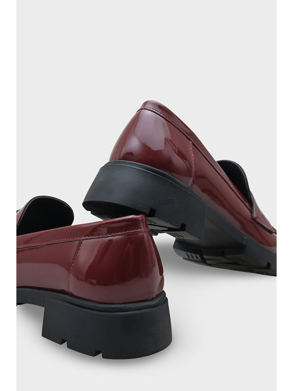 Bordo Elga Trak Tabanlı Püsküllü Kadın Loafer-3