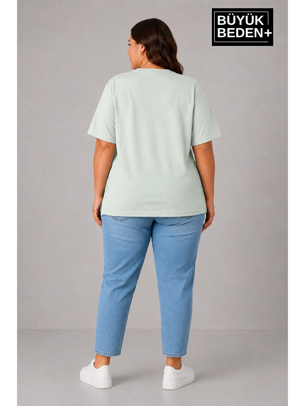Turkuaz Büyük Beden Kadın Bisiklet Yaka Yırtmaç Detaylı 3XL-6XL Tunik Tişört SPR26BTSK501-2