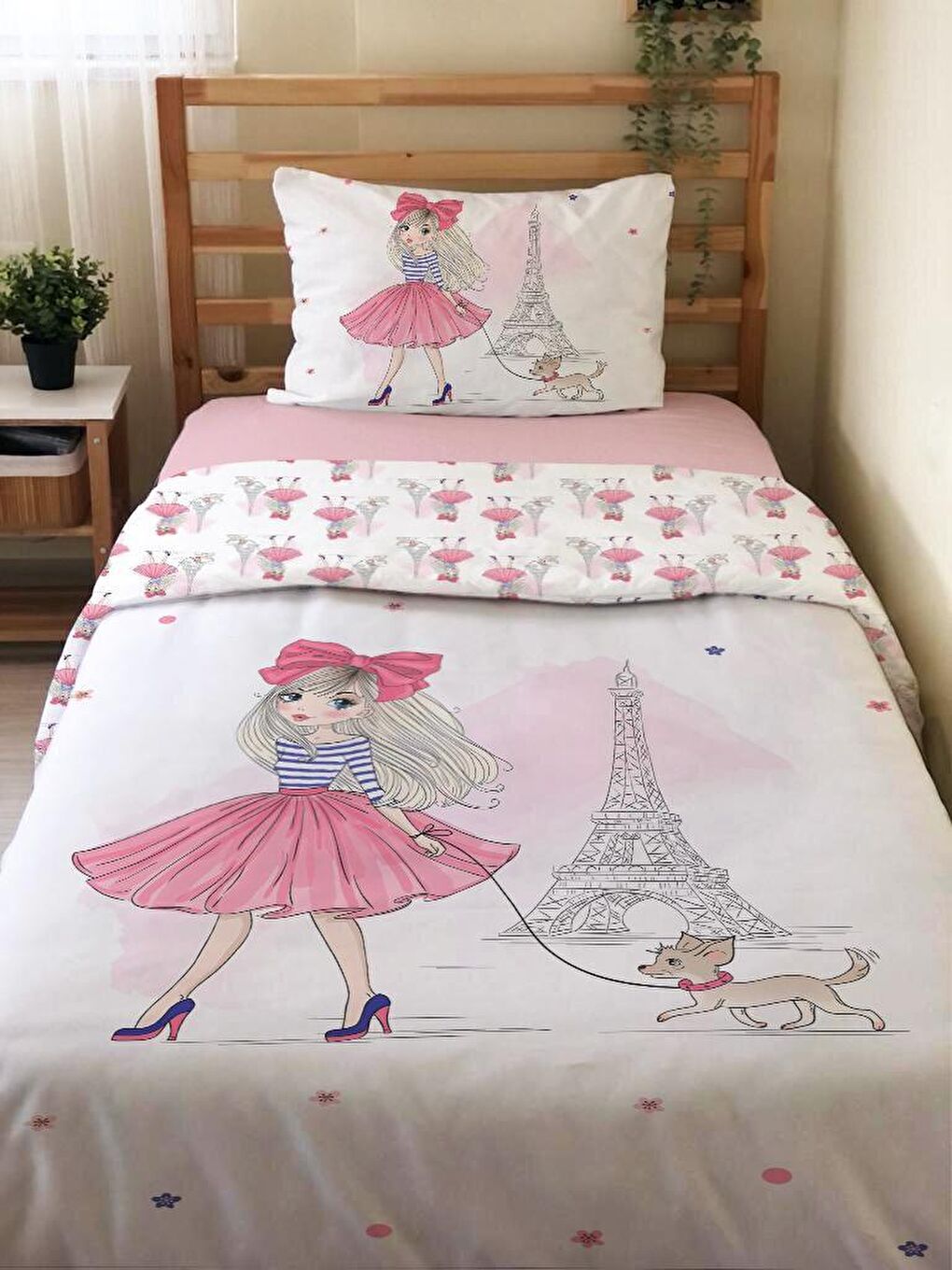 Evmila Çift Taraflı Eyfel Kızı Desenli Çarşafsız 2'li Takım  Tek Kişilik Nevresim Takımı 160x220 Cm