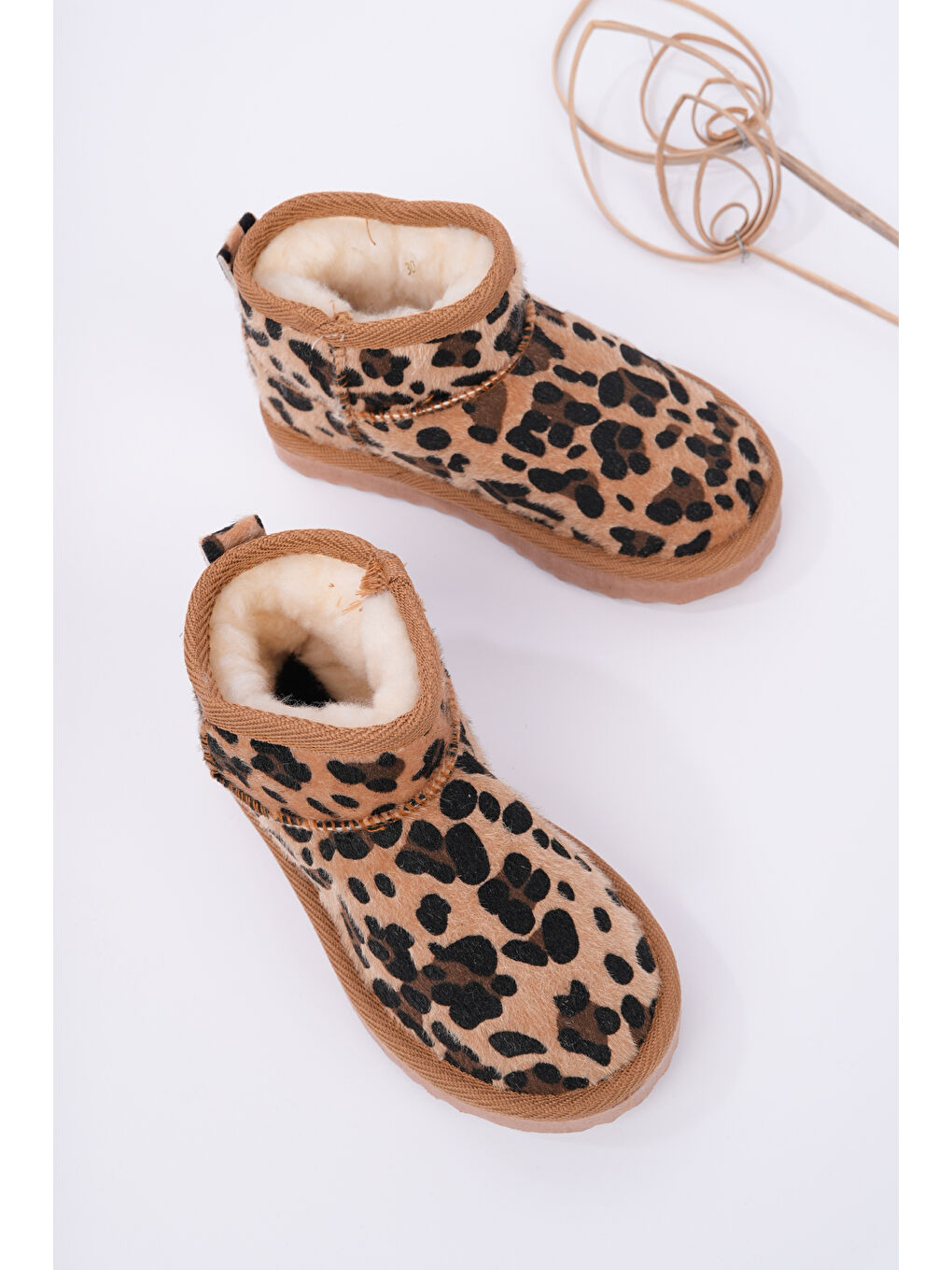 Bej Retro İçi Kürklü Soğuk Geçirmez Çocuk Bot-1