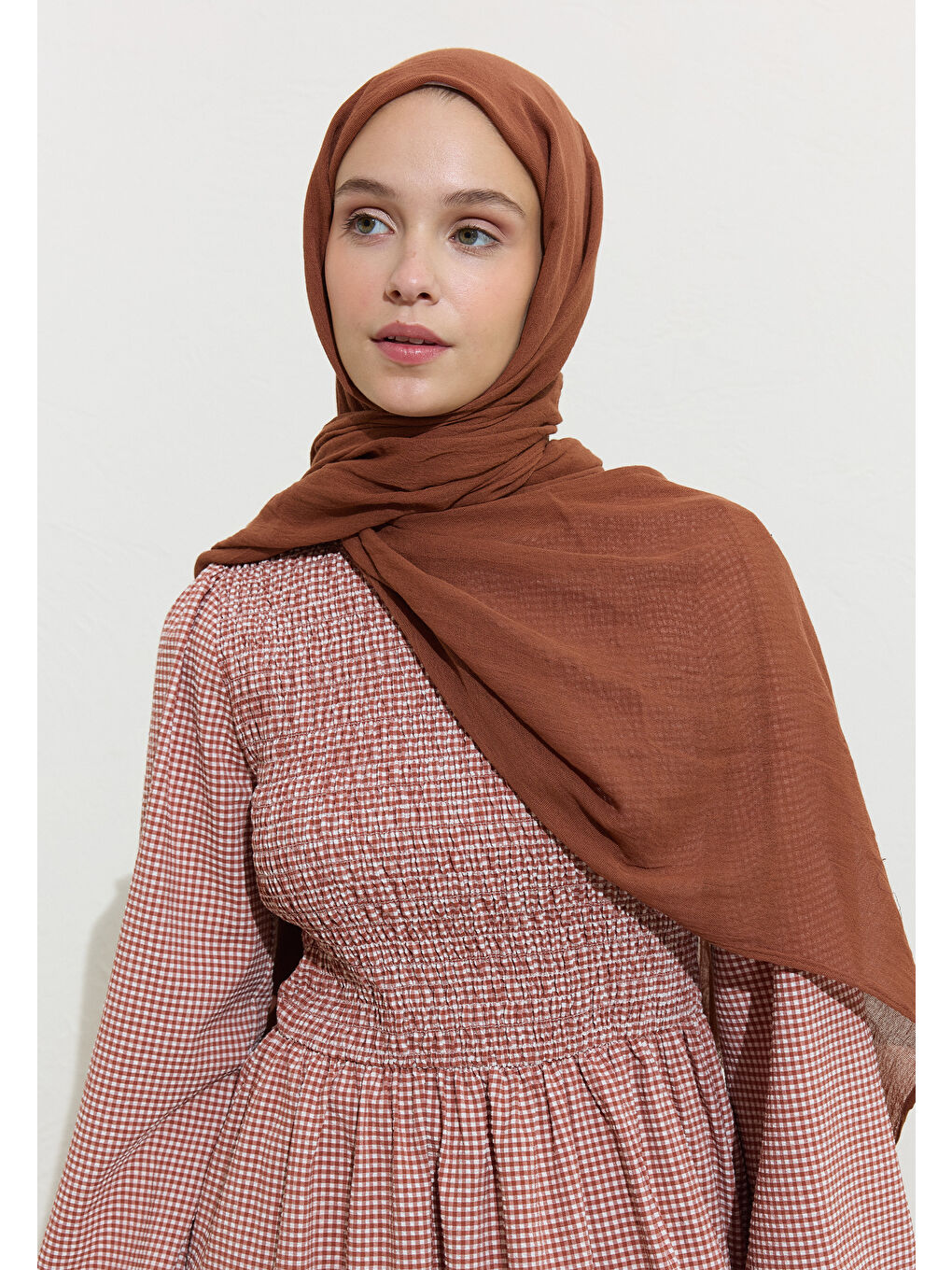 Kahverengi Pamuklu Keten Şal Cınnamon Roll-2